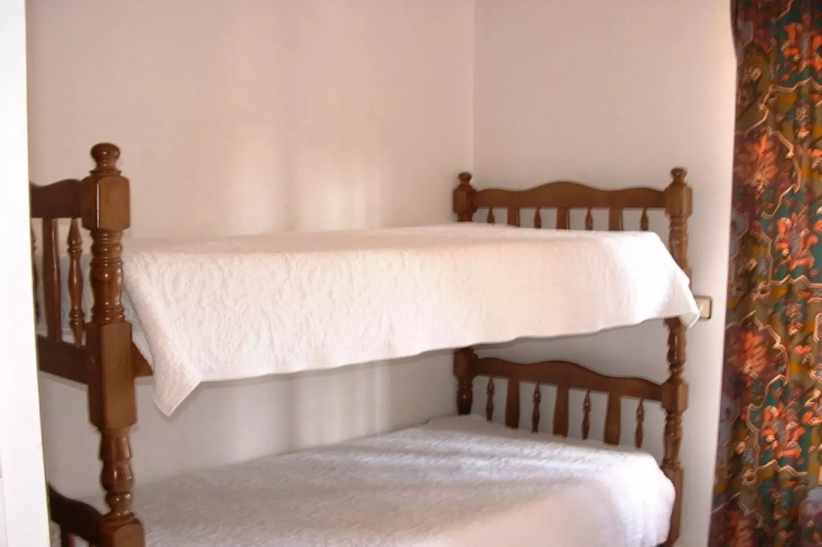 MONTGO PARK 06-Schlafzimmer
