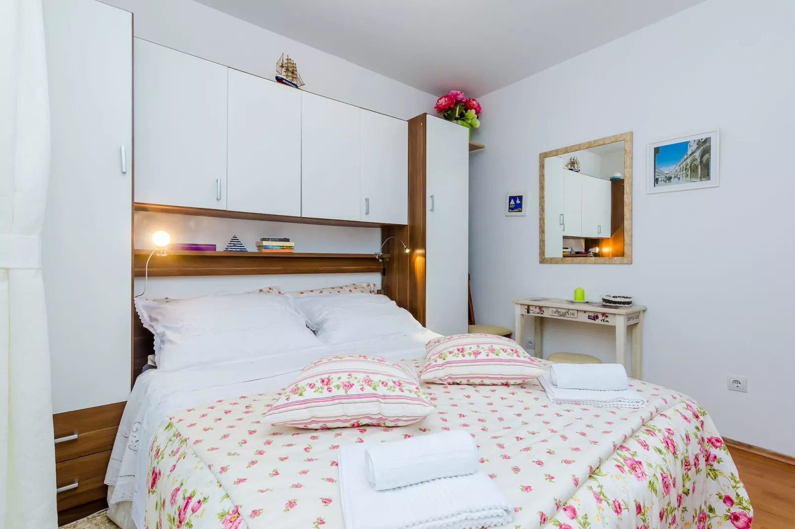 Apartments Captain - One Bedroom Apartment with Terrace (3 Adults)-Bedroom