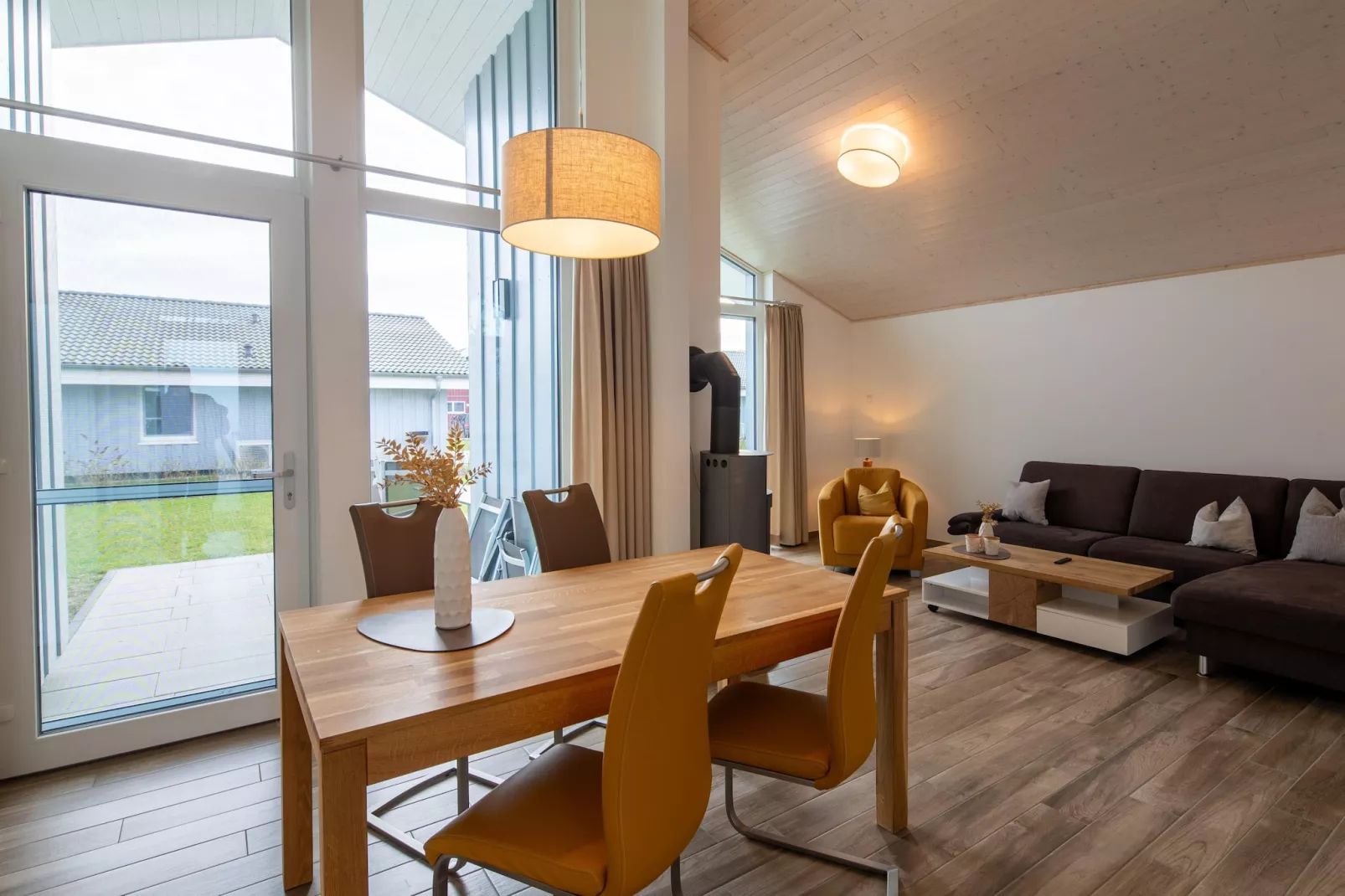 FH Seeschwalbe 326-Living room