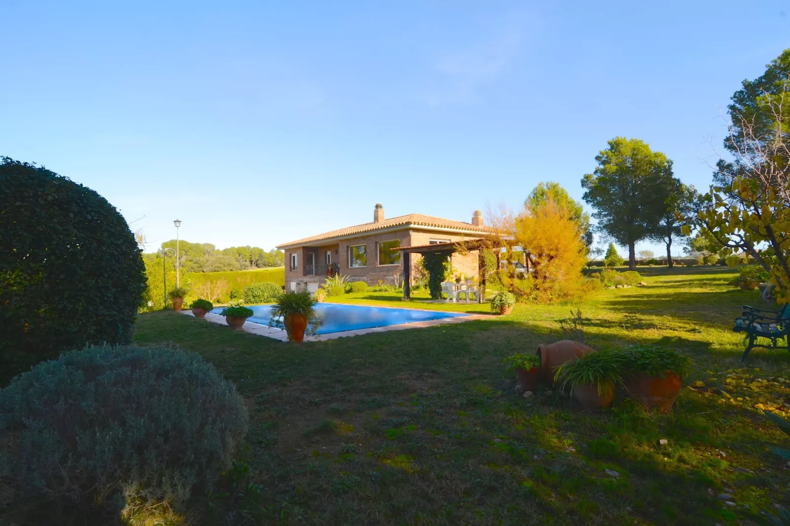 LA ROMAGUERA-Exterior summer