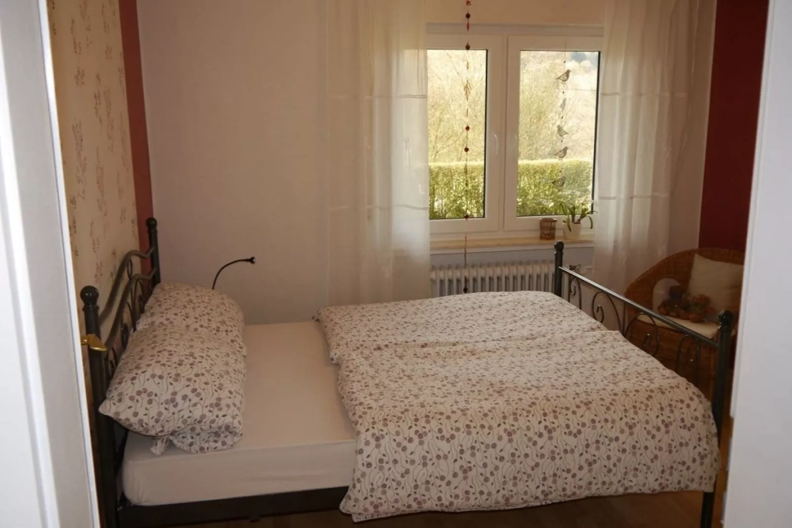 34662-Bedroom