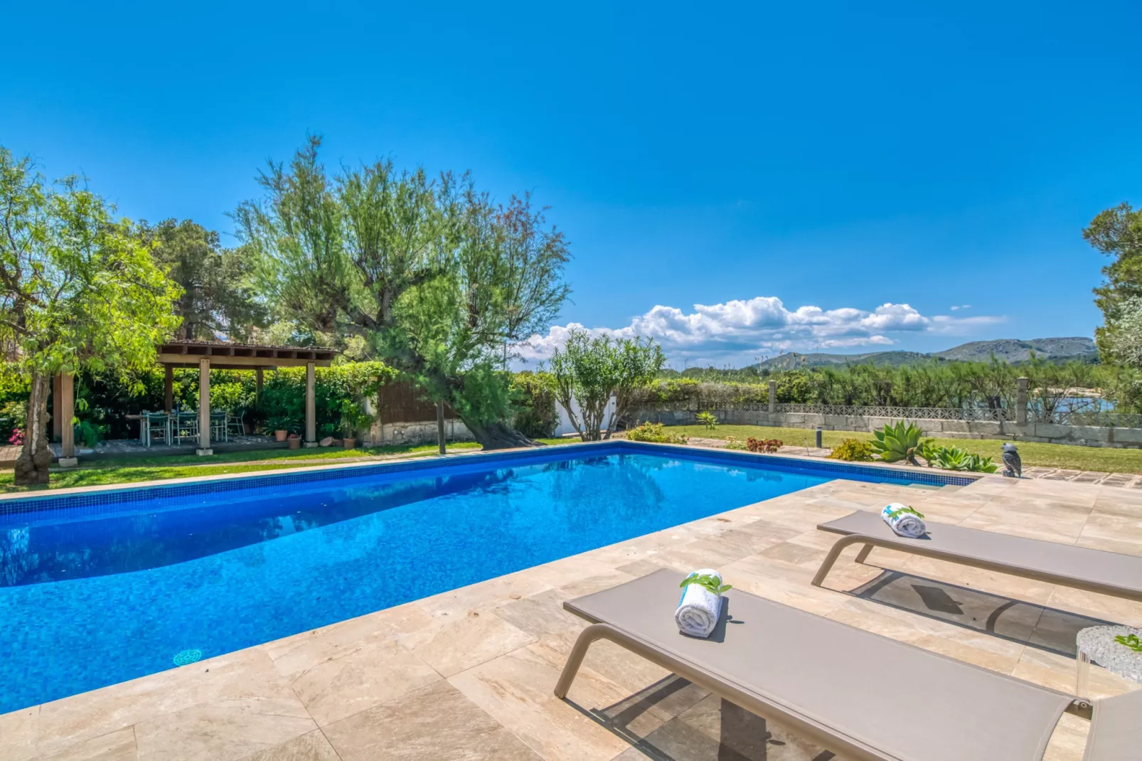Villa Encantada-View summer
