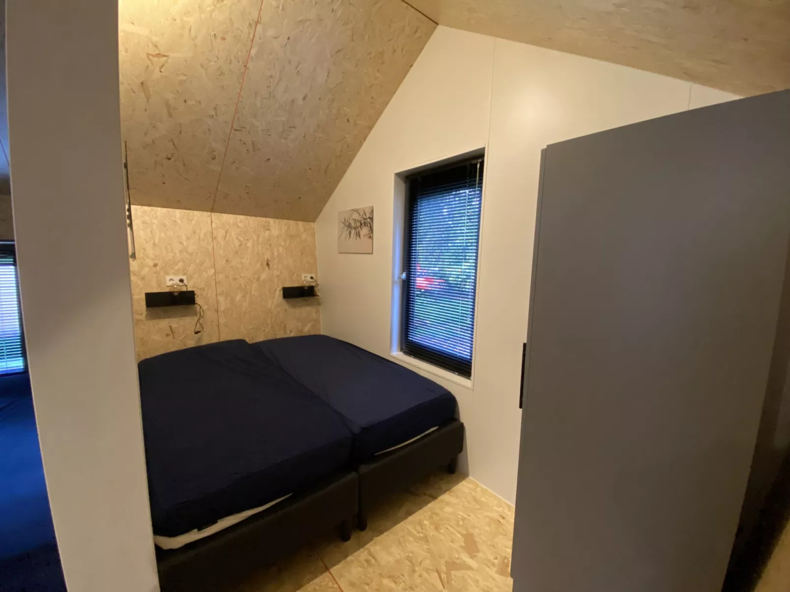 Solo Retreat 4-Inside