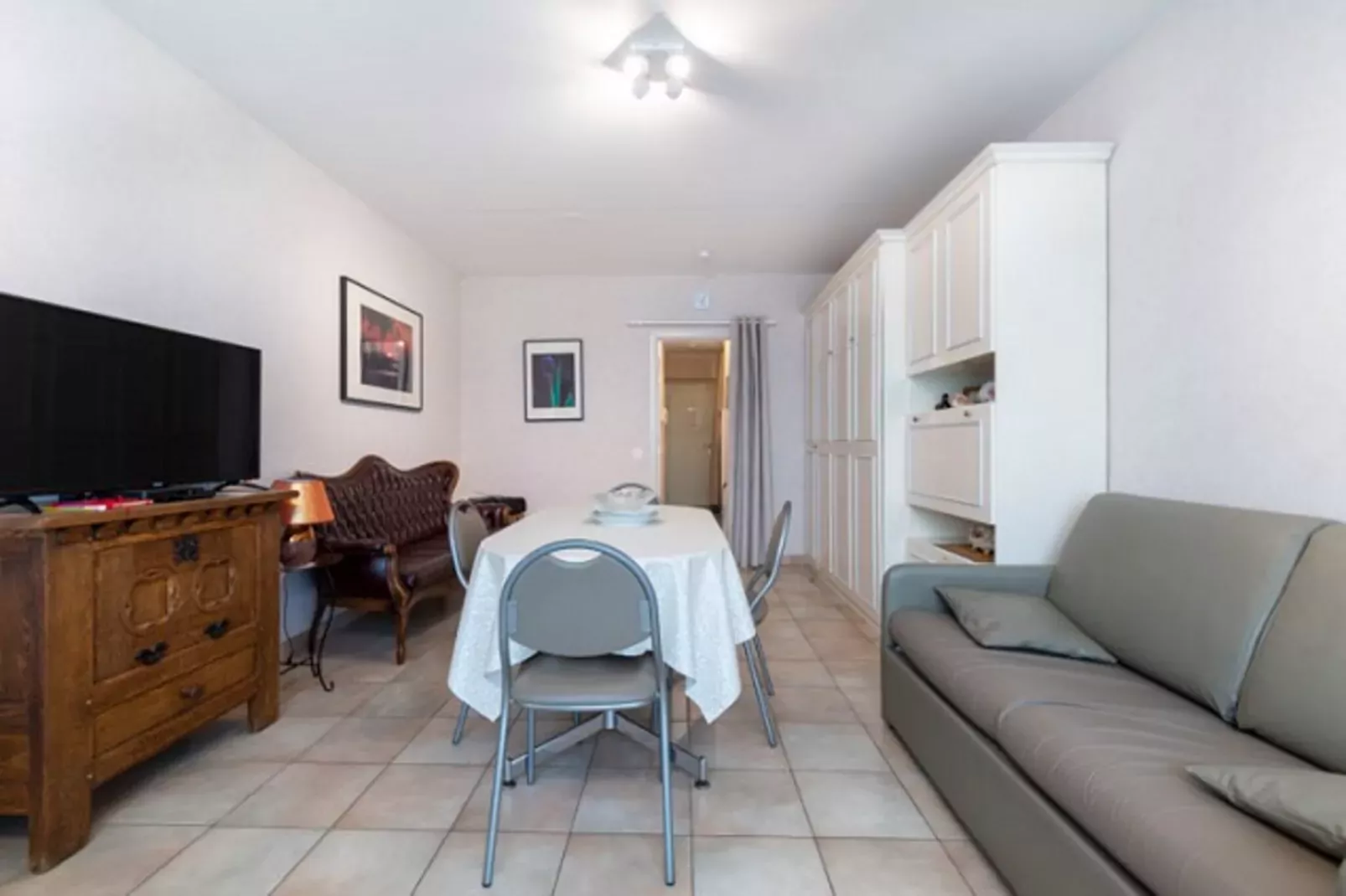 JOSMAR 0203-Living room