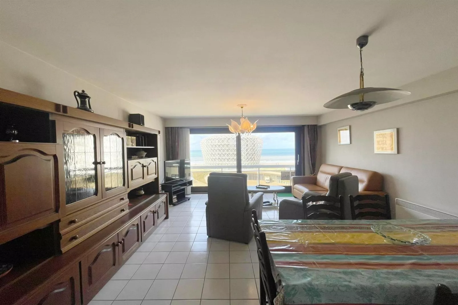 EPERNAY 10702/ 7A-Wohnzimmer