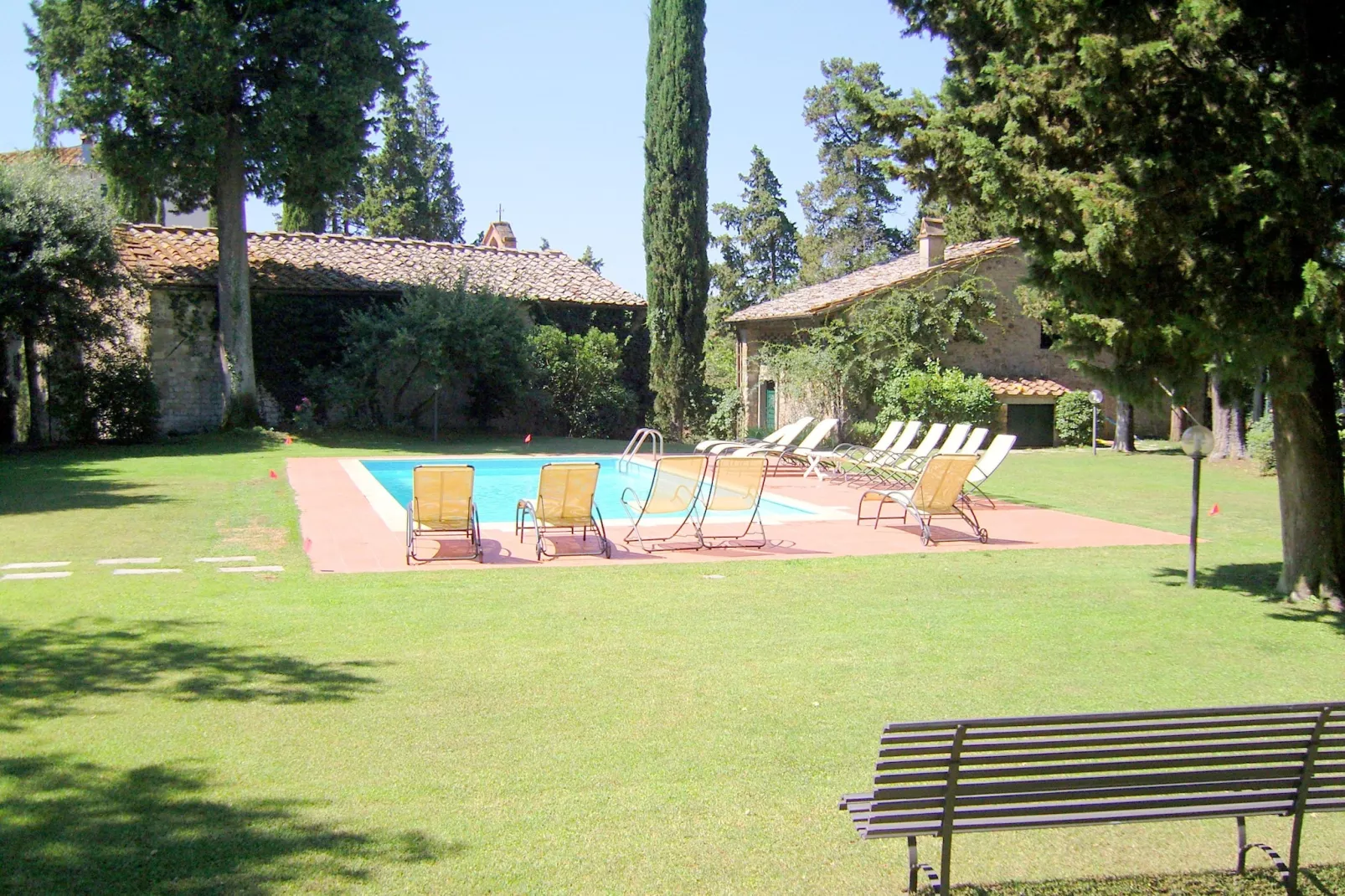 Pergolatico-Pool