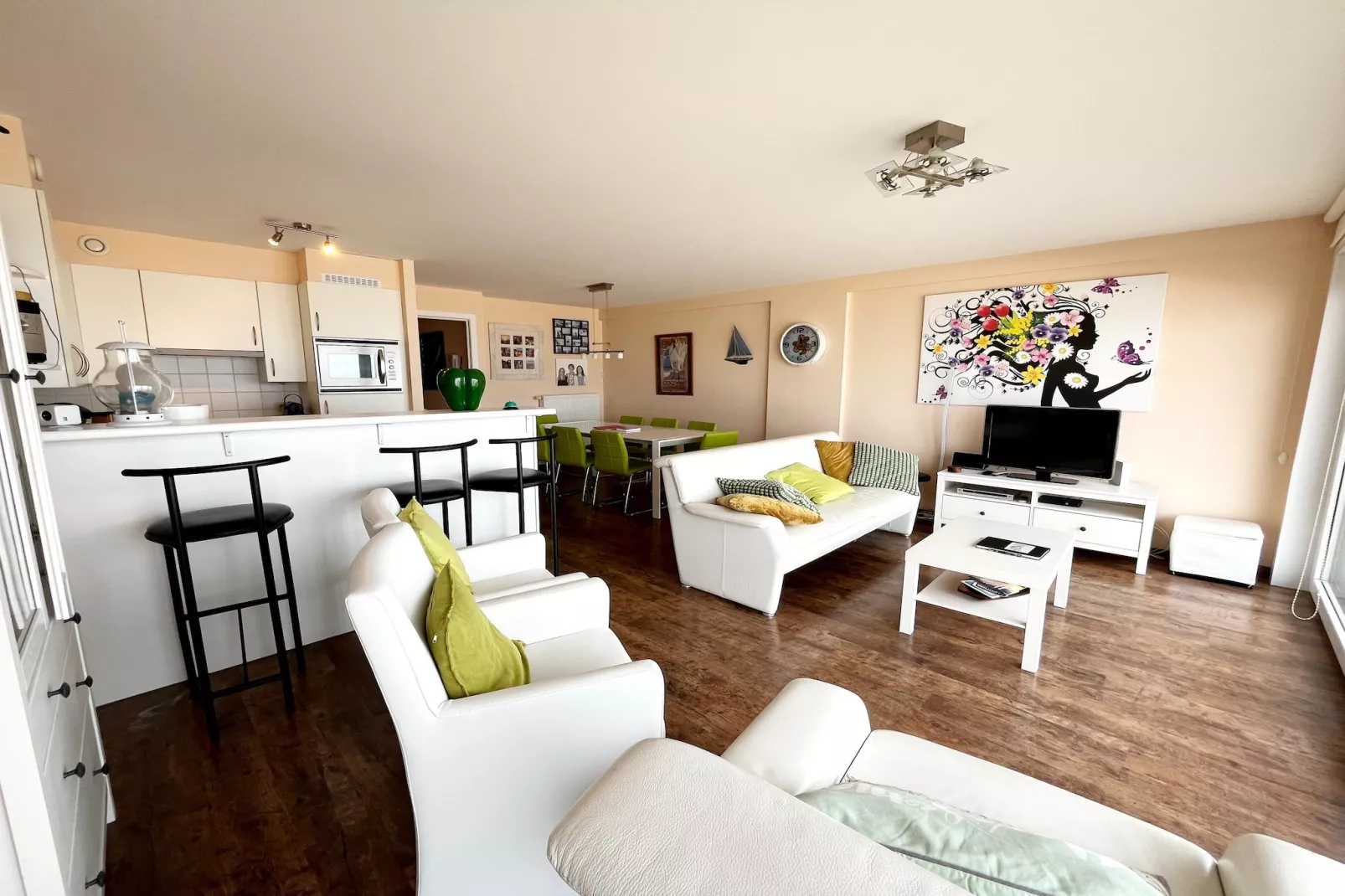 RESIDENTIE SORRENTE 0301-Living room