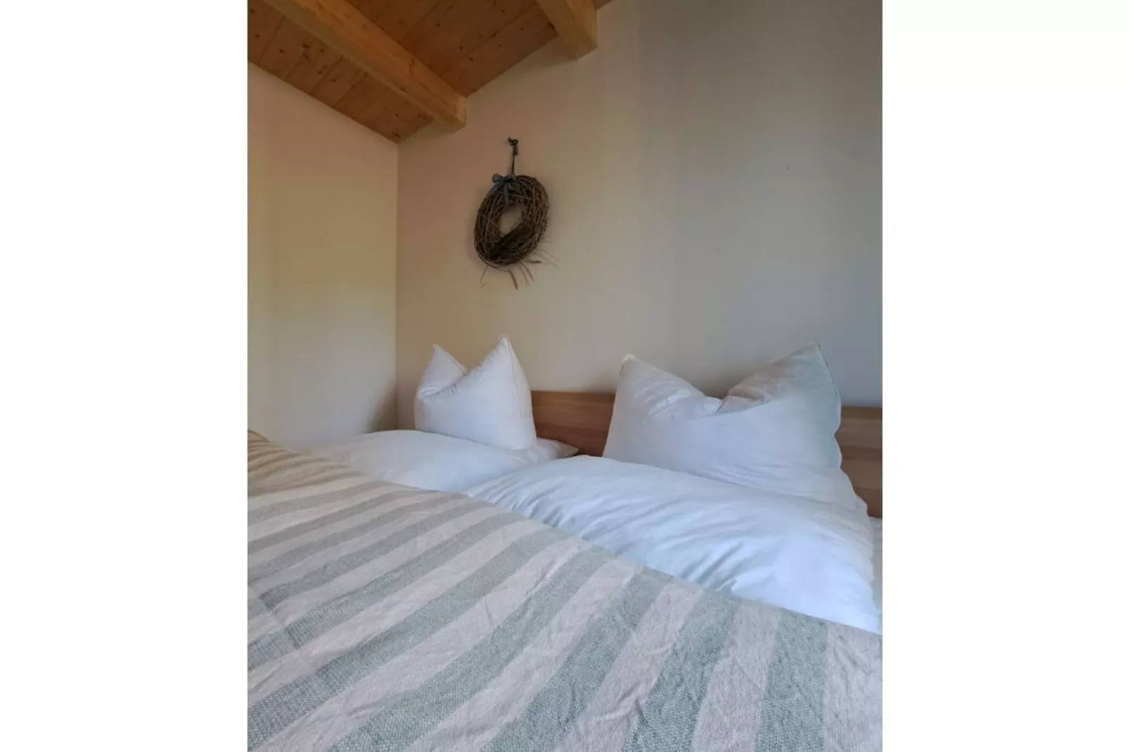 530377-Bedroom