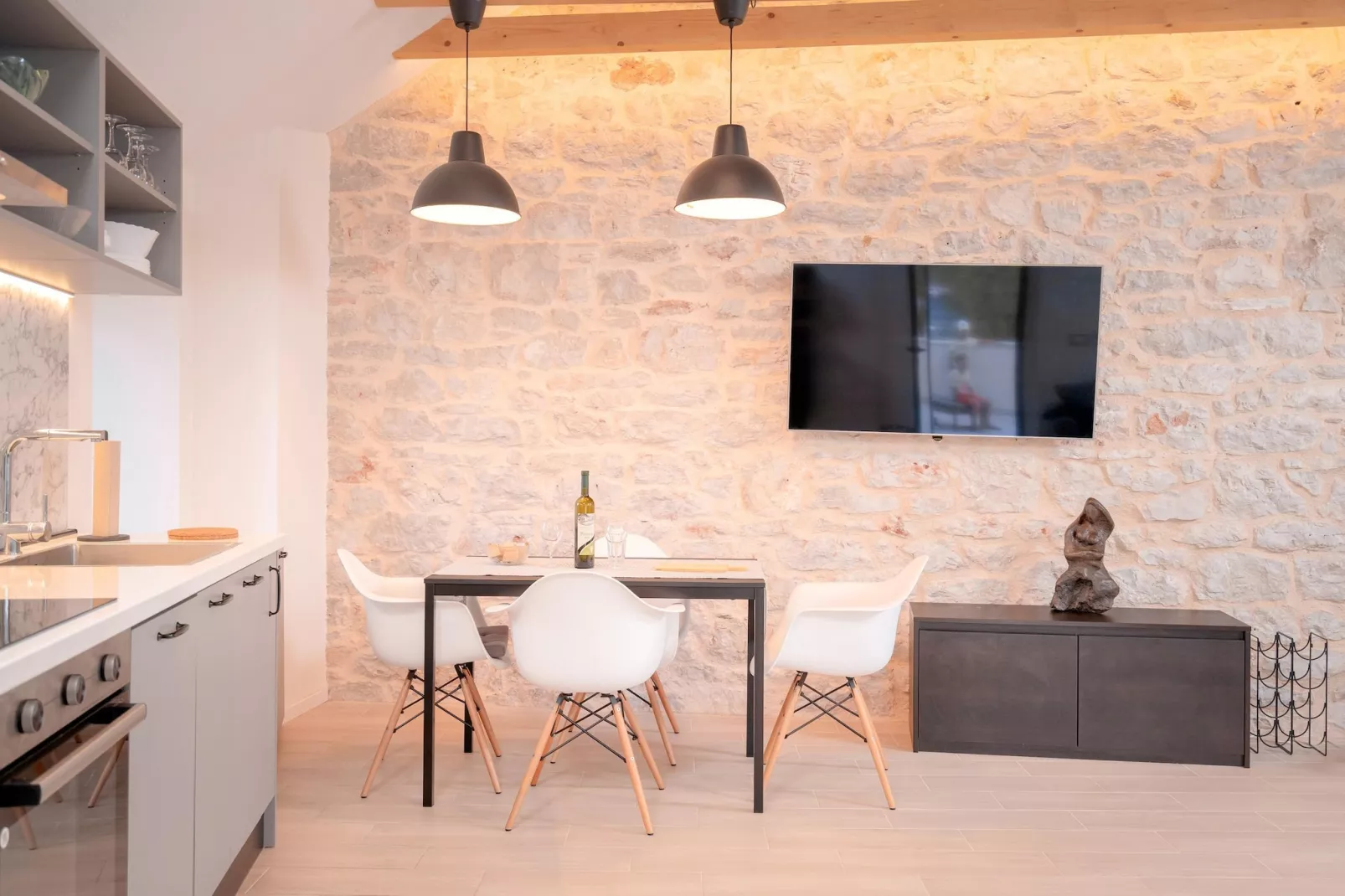 Villa Panoramic Retreat-Kitchen