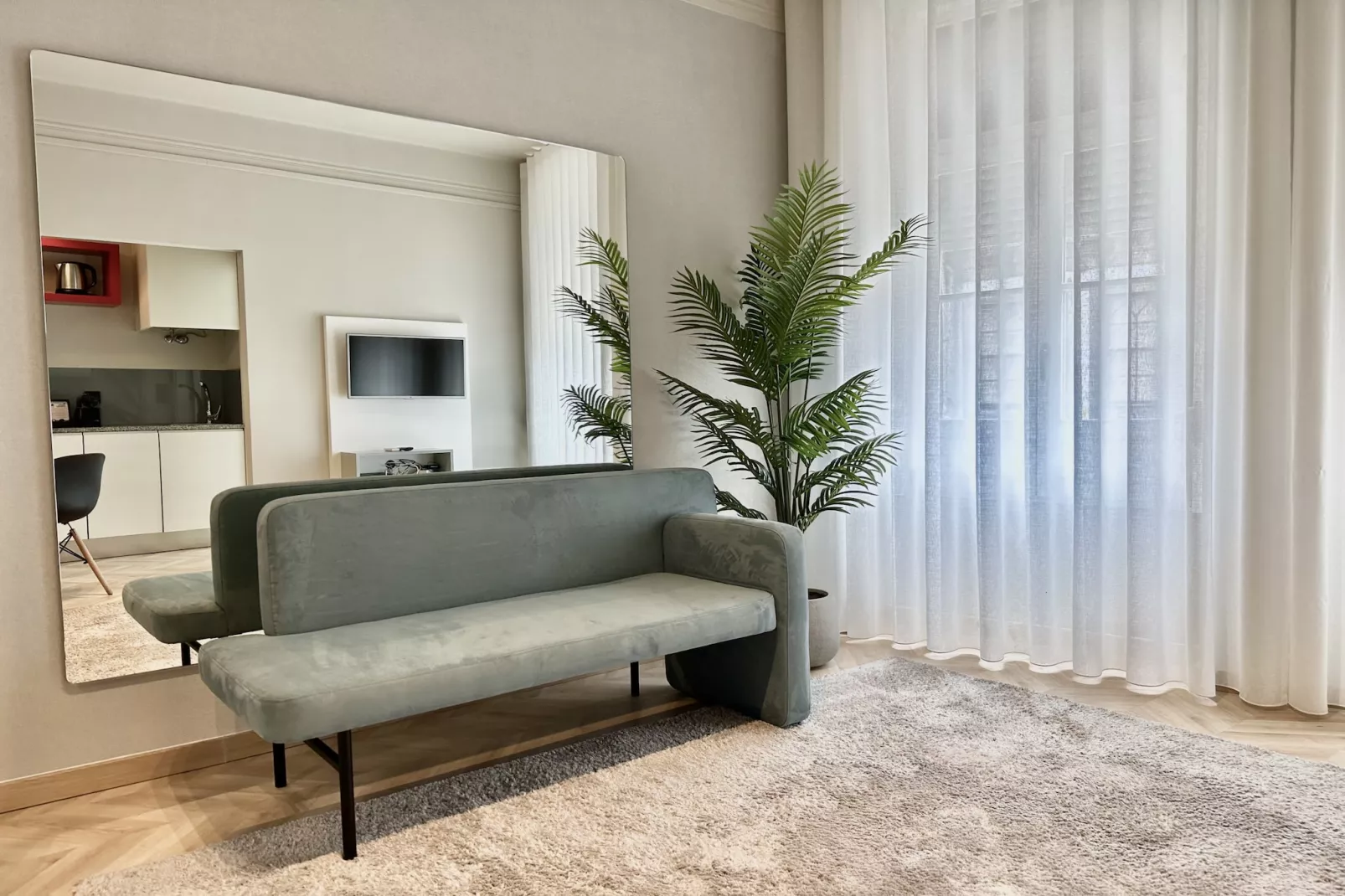 YOUROPO - Capela 1-Living room