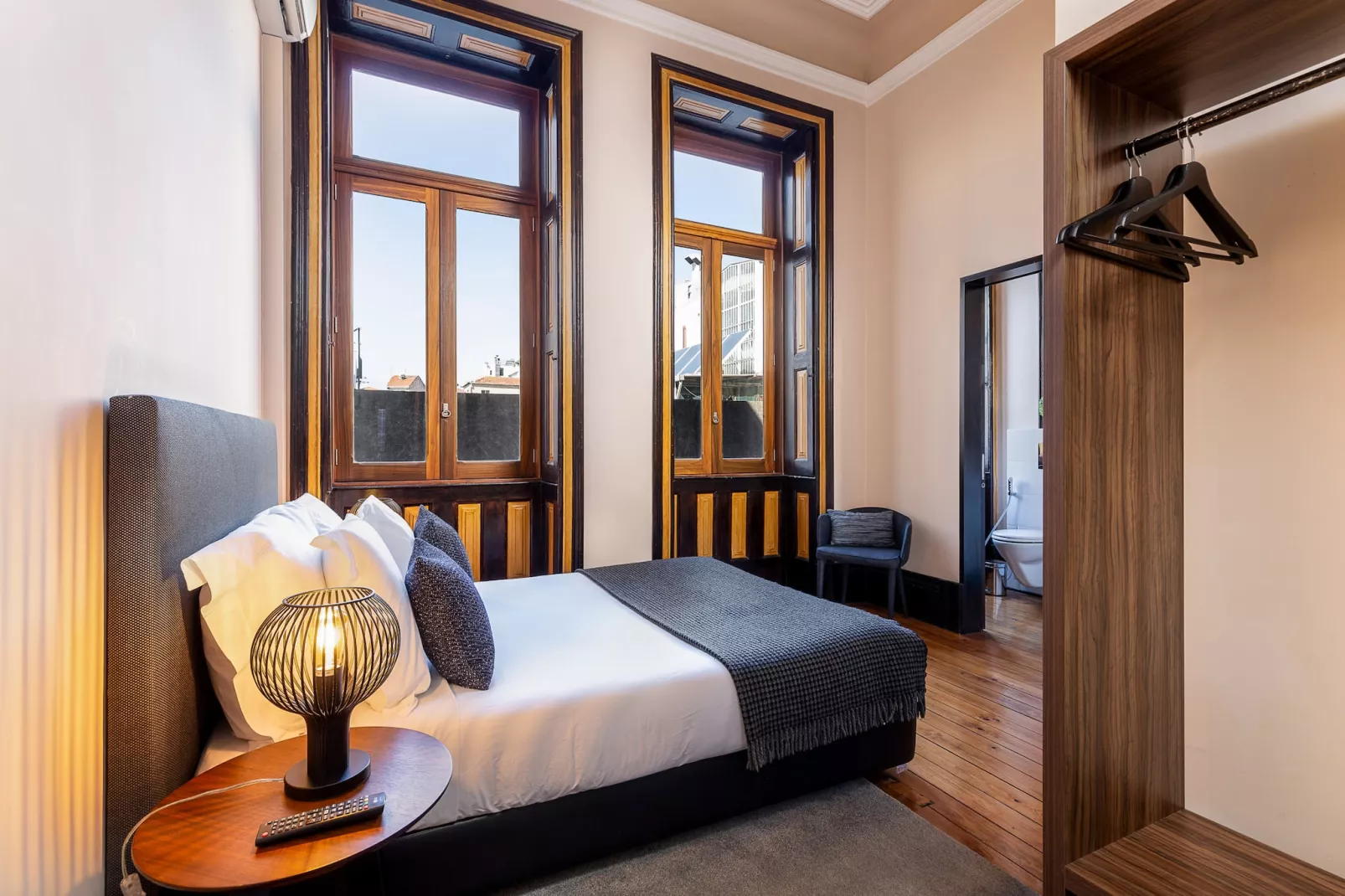 YOUROPO - Bolhão 1B-Bedroom
