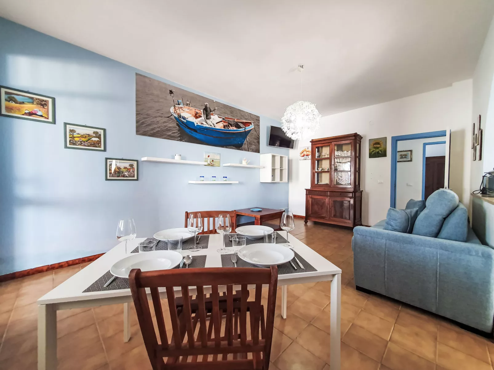 Pietra Marina-Inside