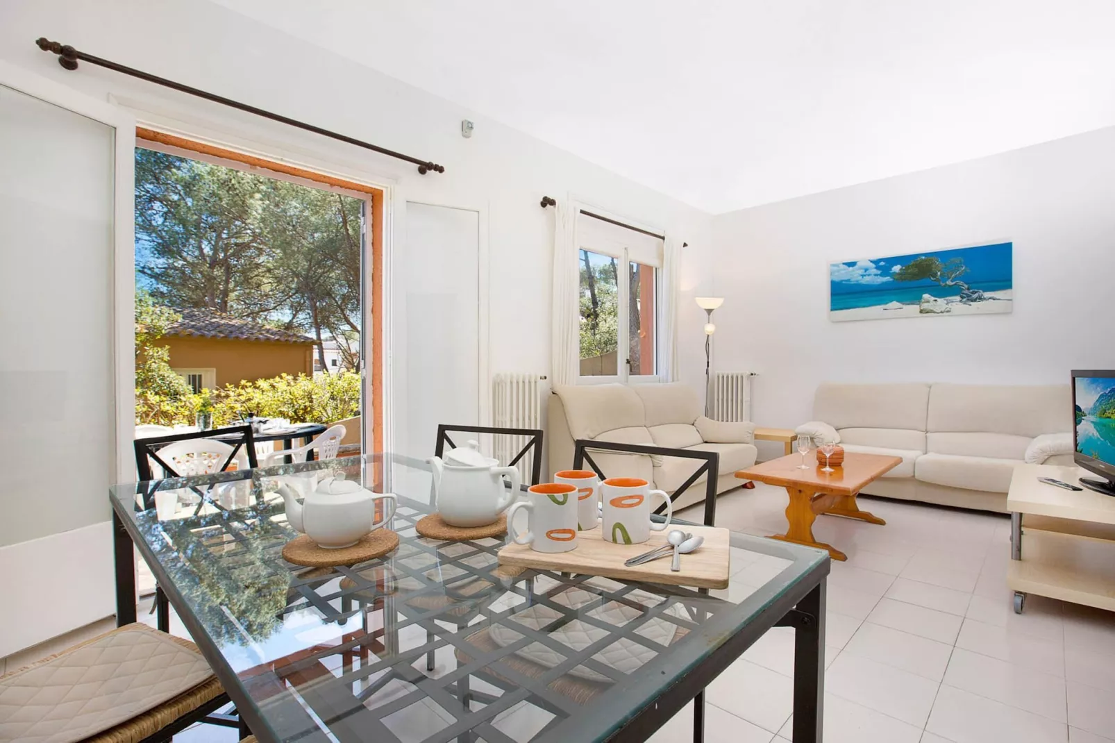 Carena Pl-Living room