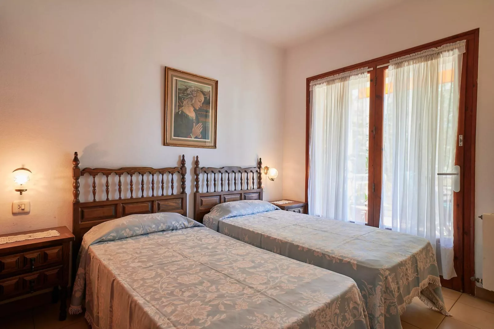 Masso-Bedroom