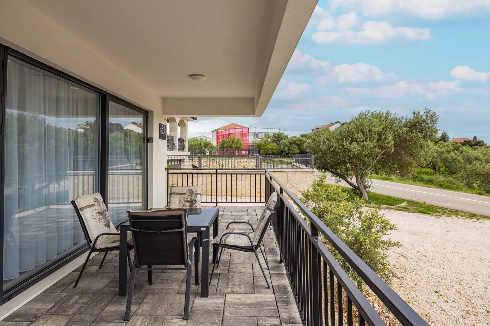 Max - Sea View, One Bedroom Apt with Terrace-Terrassenbalkon