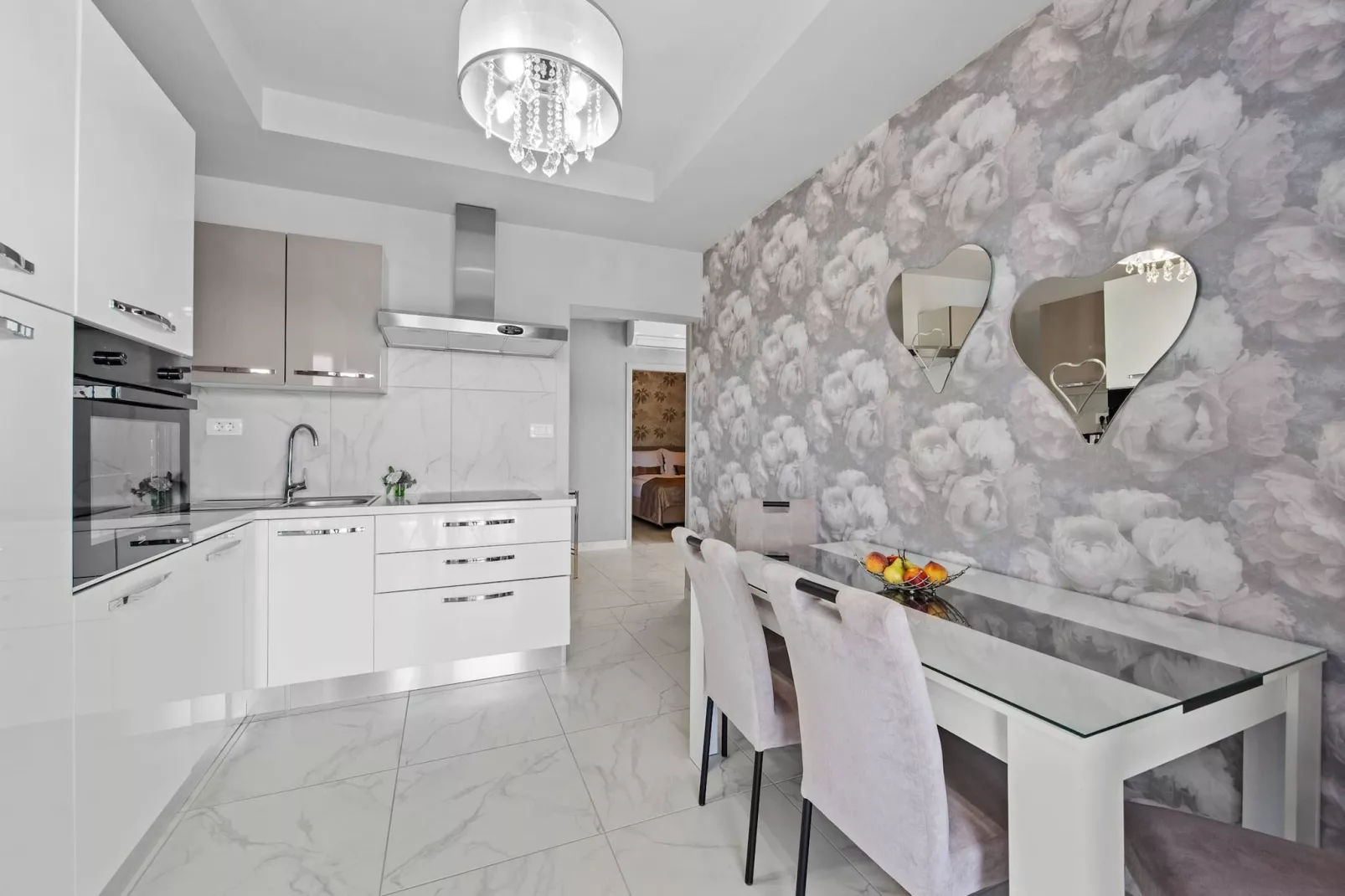 Lady M Gold - Balcony and Sea View-Dining room