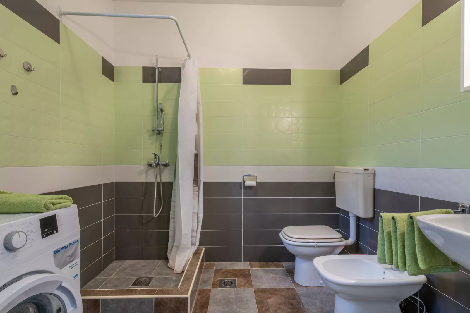 Apartments Indira - Tara - One Bedroom Apartment-Salle de bain