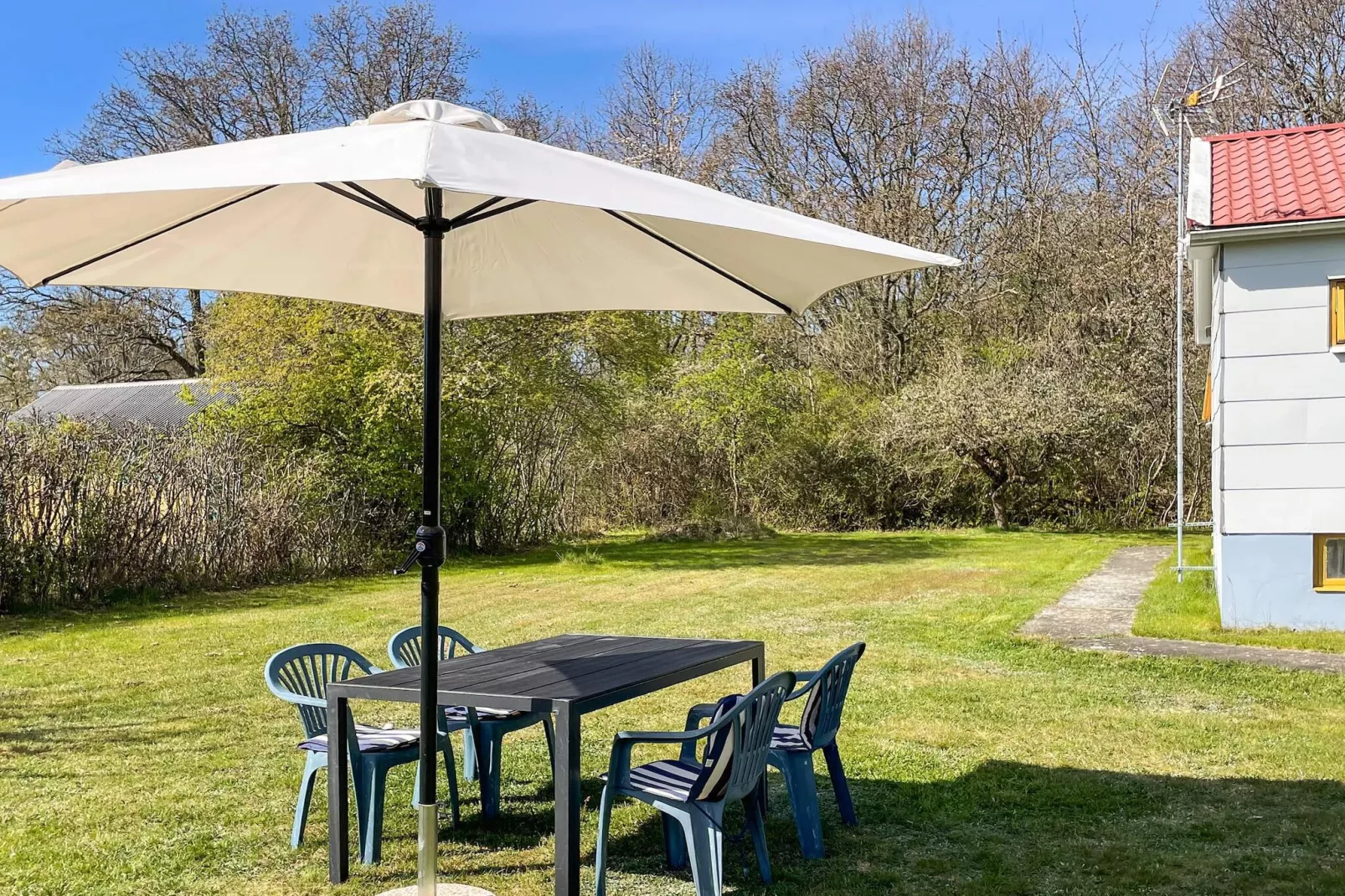 4 person holiday home in KARLSKRONA-Outdoor