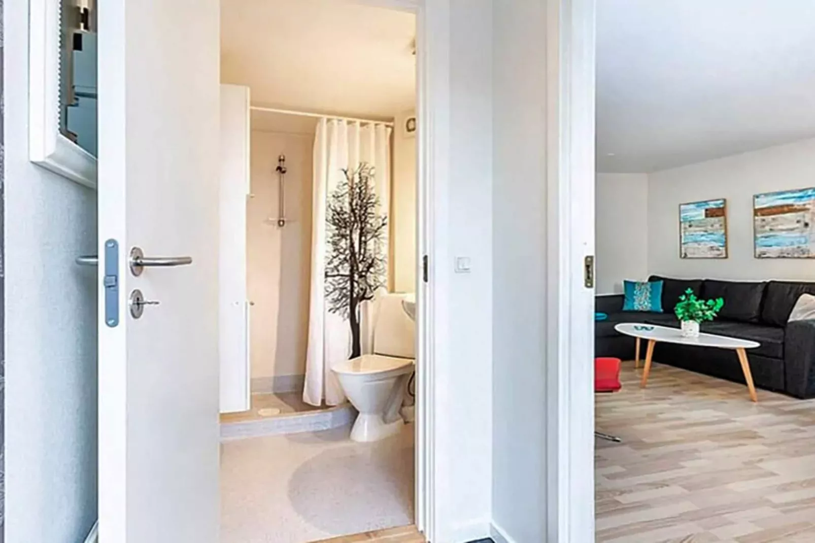 Zentrale Oase in Torshavn -- By Traum Ferienwohnungen-Innen