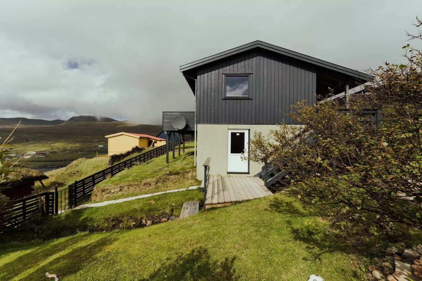 Tranquil Retreat in Leynar - By Traum Ferienwohnungen-Outdoor