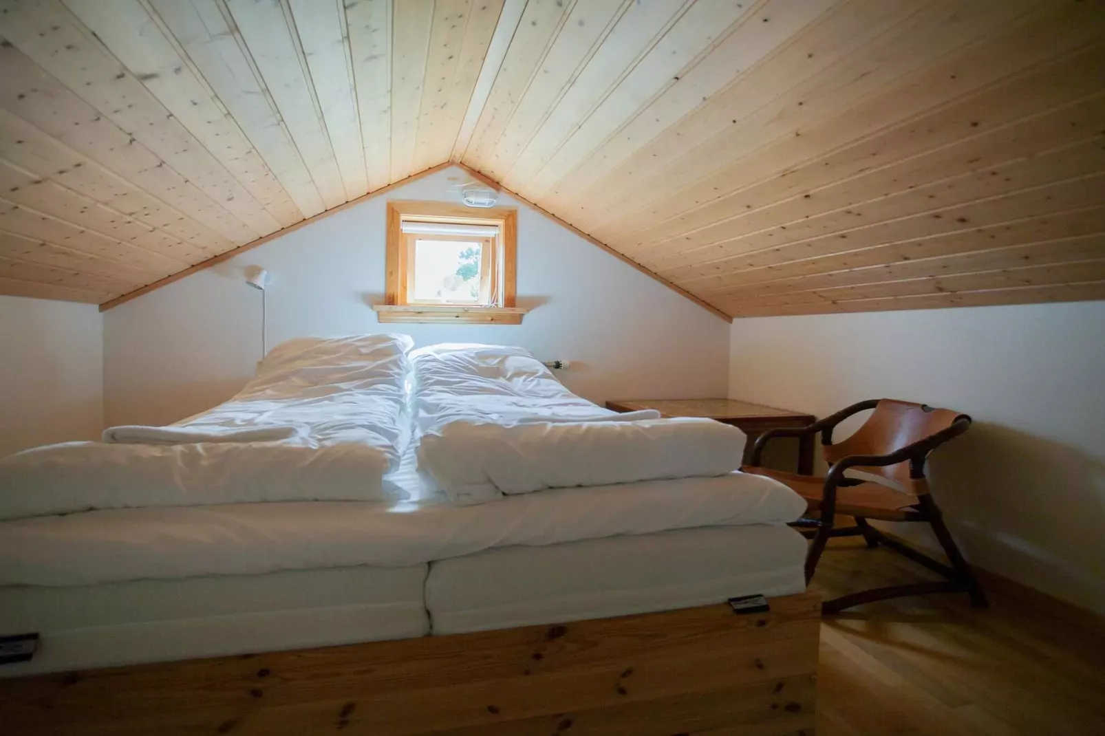Idyllic holiday home with private garden-Indoor
