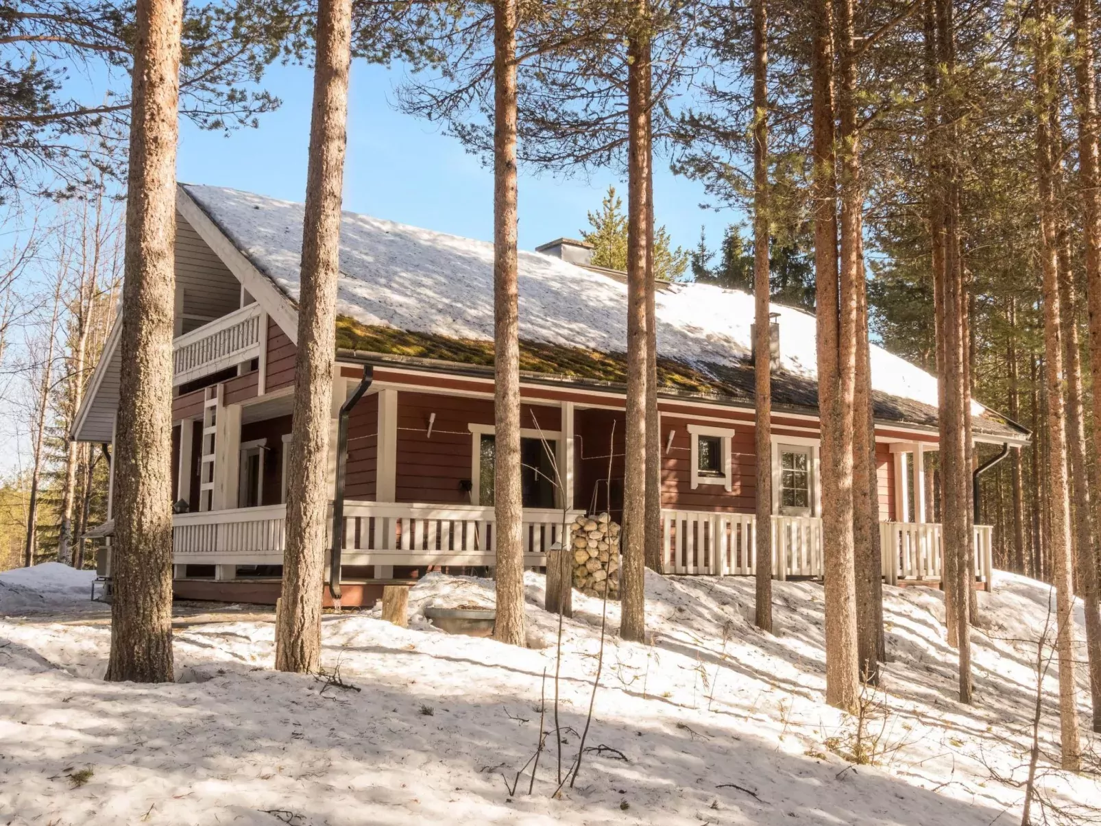 Old logger´s house-Outside