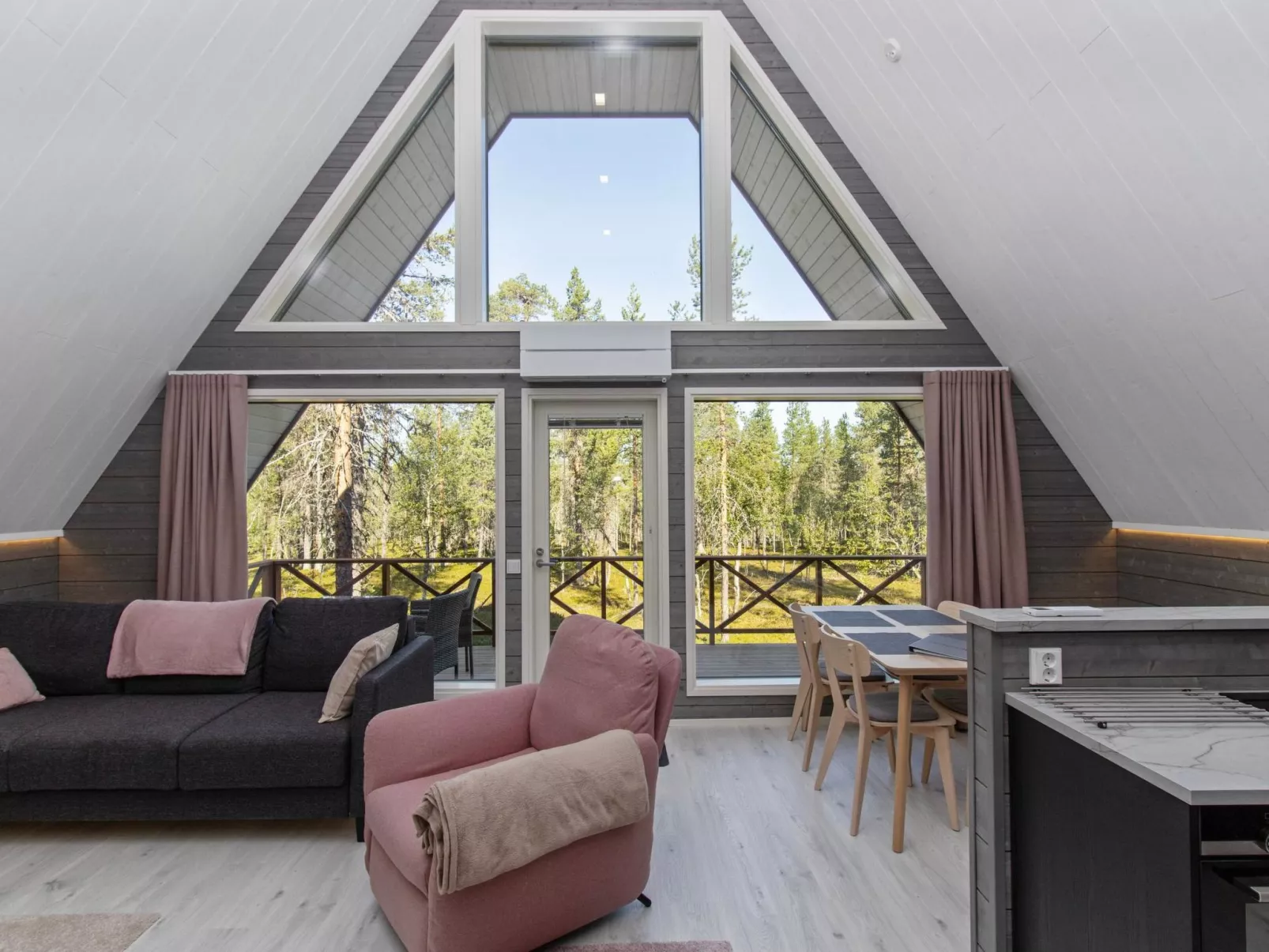 Kota villa c-Drinnen