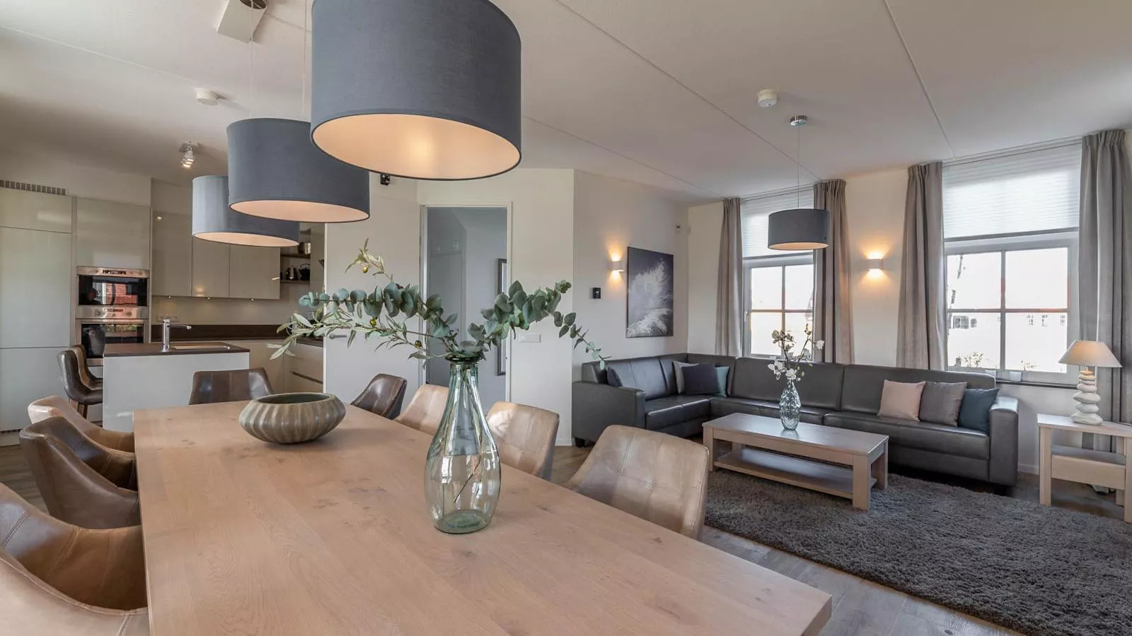 Coast Comfort-Dining room