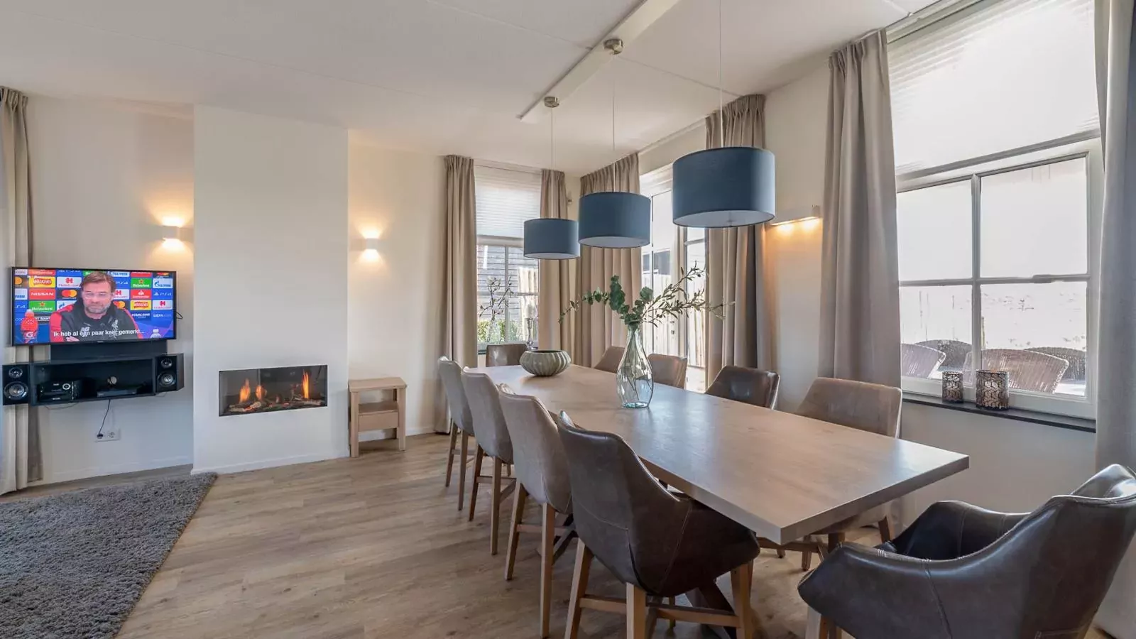 Huis nummer 37-Dining room