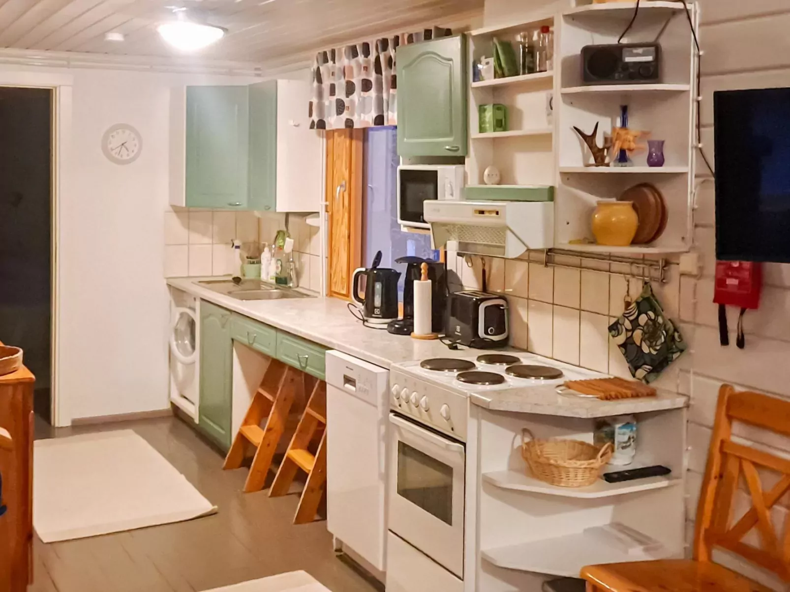 Pajalan piilopirtti-Inside