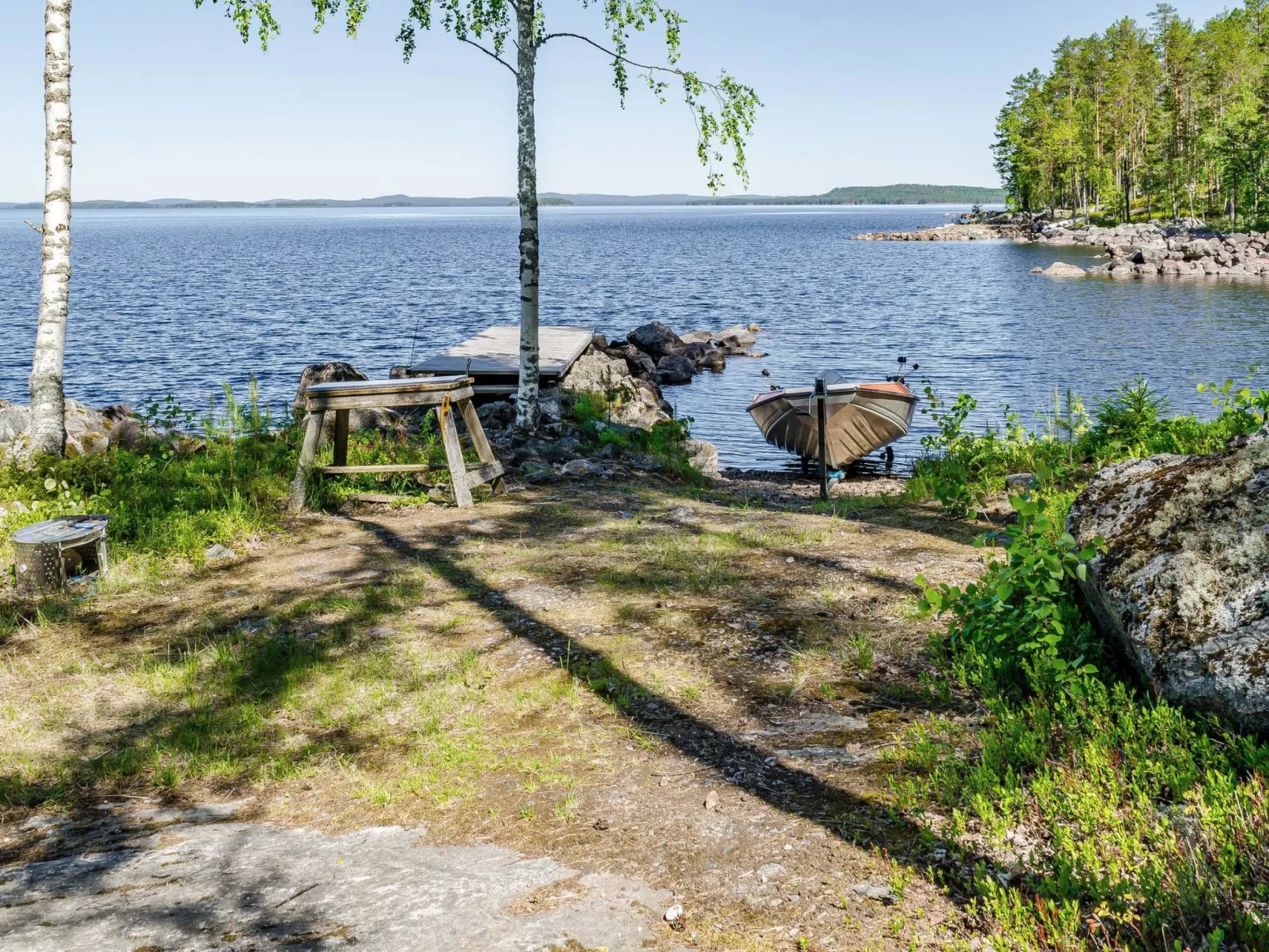 Lakunlahti-Draußen