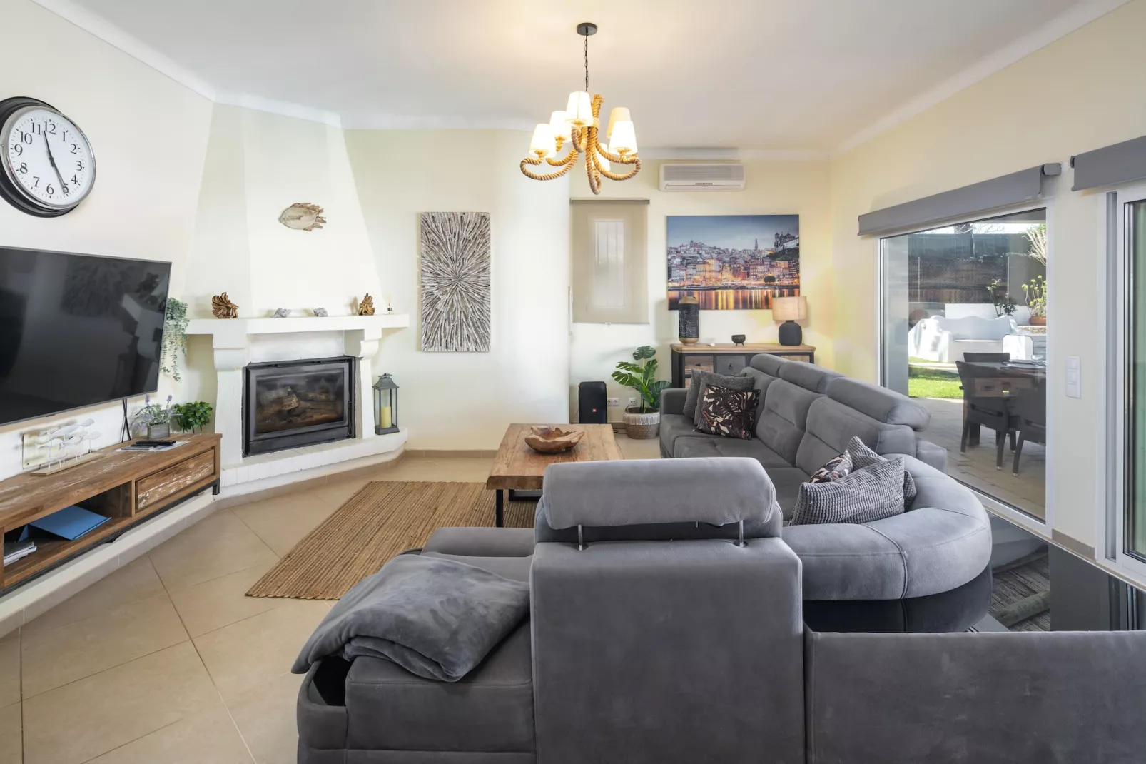 Vila Nova 10-Living room