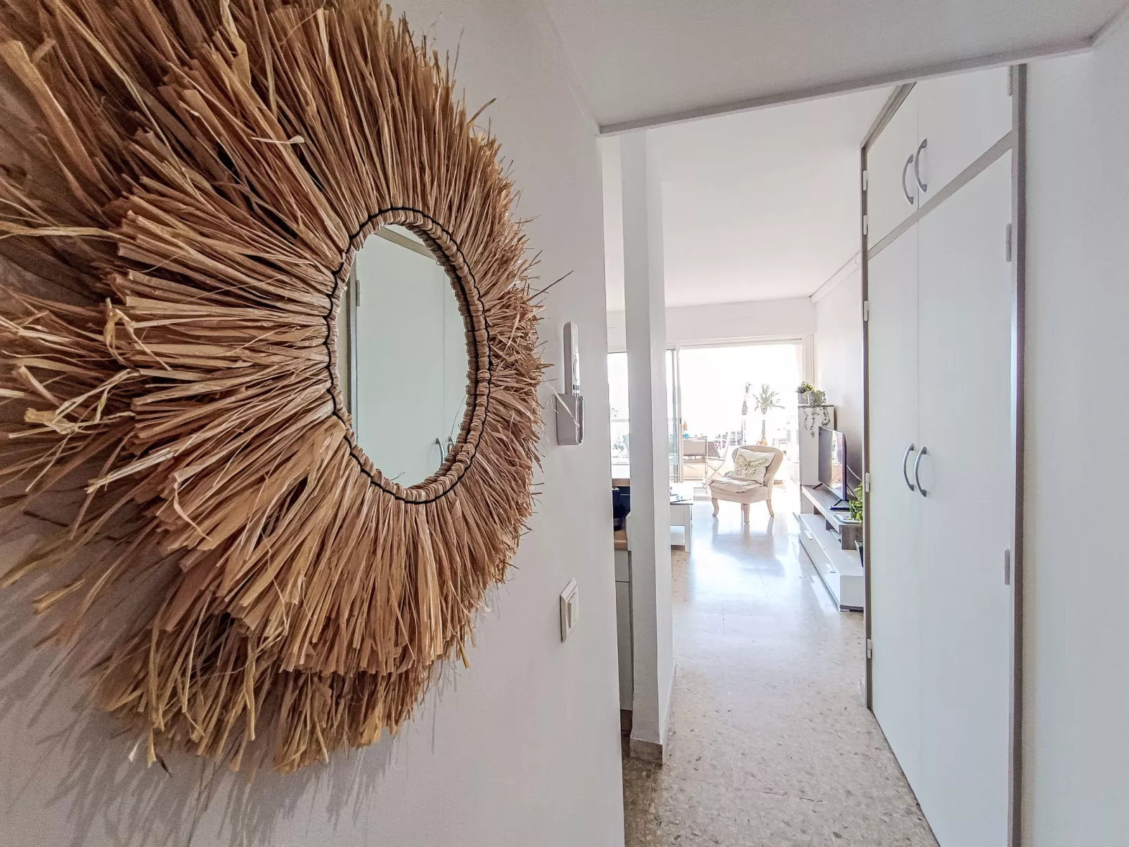 Le Méditerranée-Inside