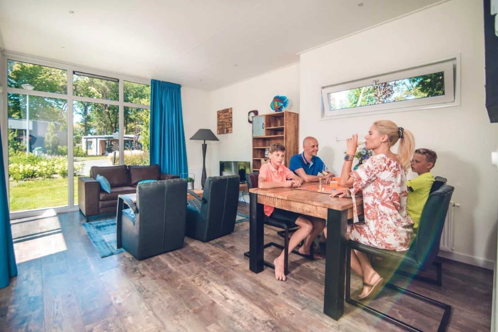 Holiday Villa | 2 - 4 people-Dining room