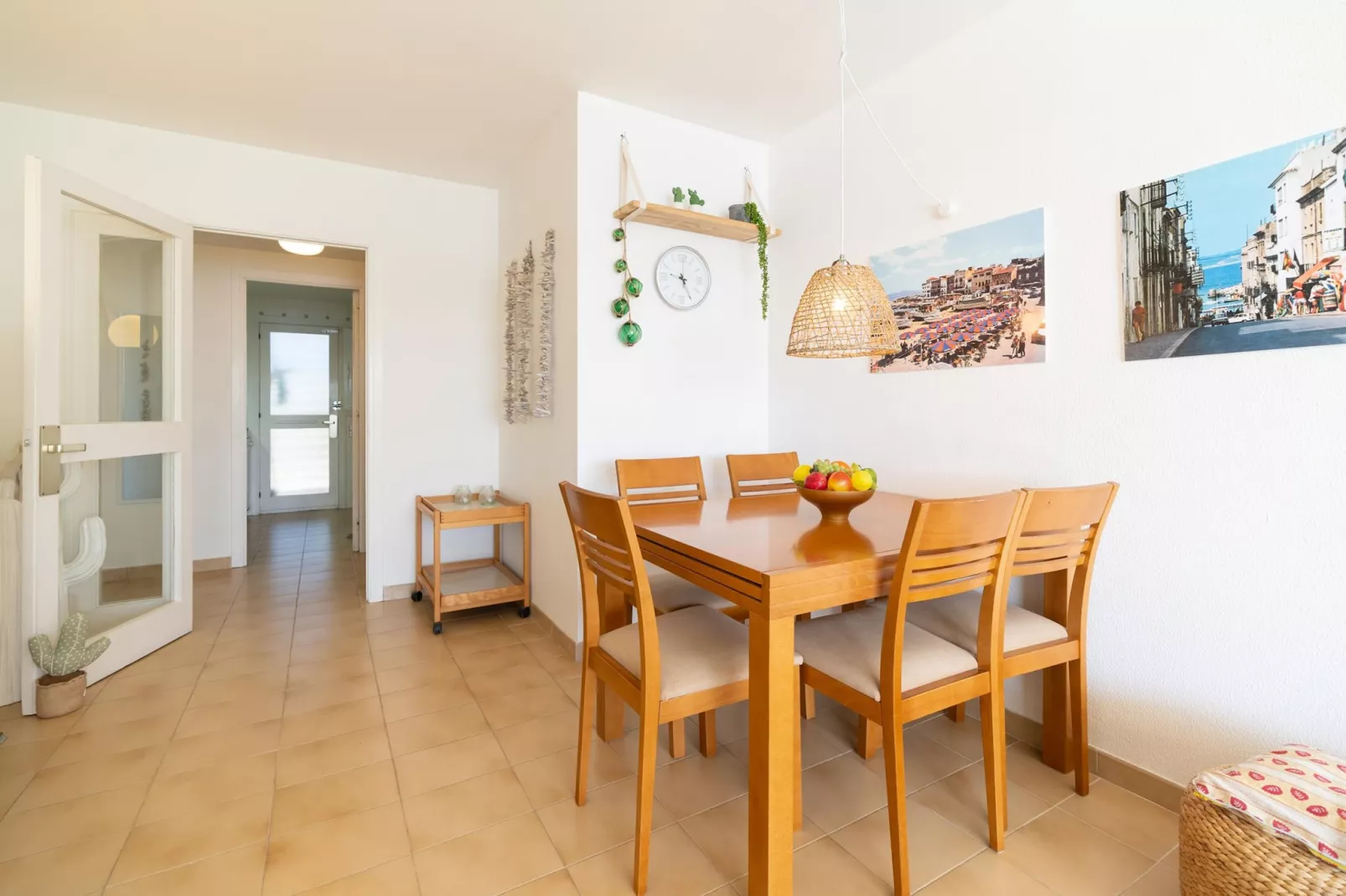 Georgina-Dining room