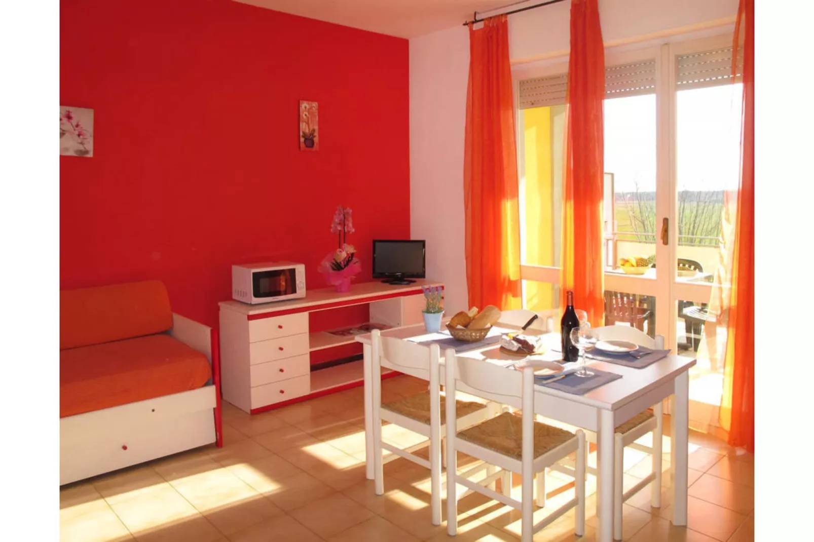 Residenza Alberghiera Italia in Luni - Trilocale R6/C6-Living room