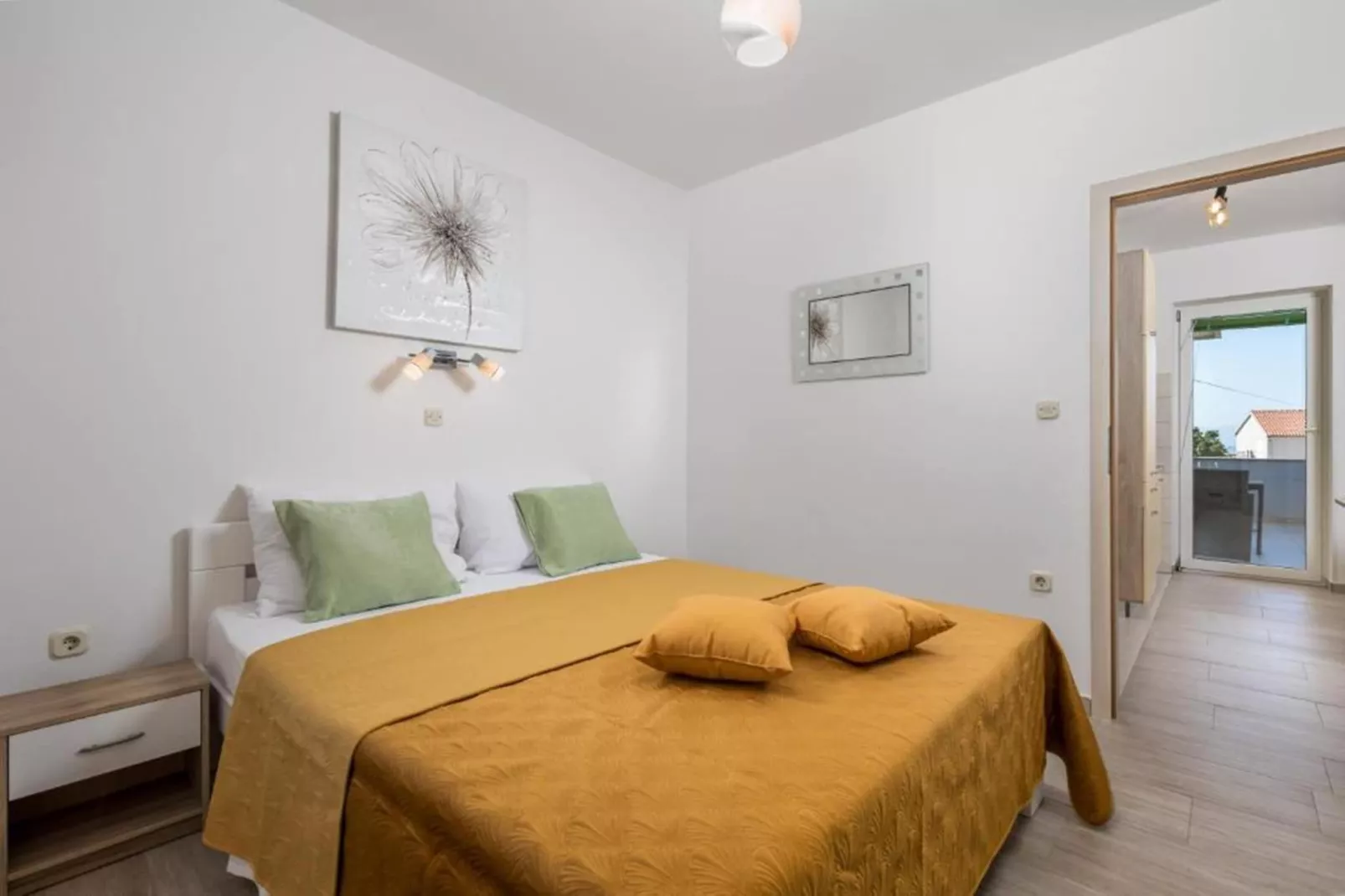 Apartment Slavica 3 - Yellow Sun-Bedroom
