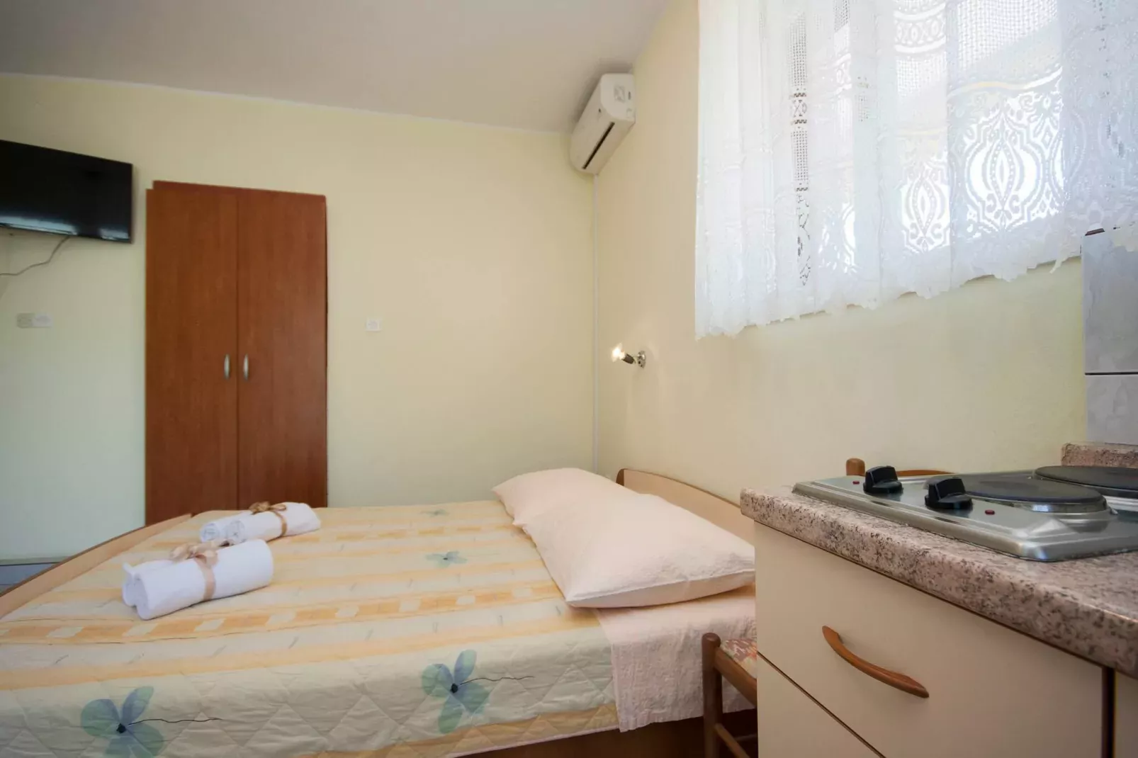 Apartments and Rooms Mikelin - Studio Jure 5-Bedroom