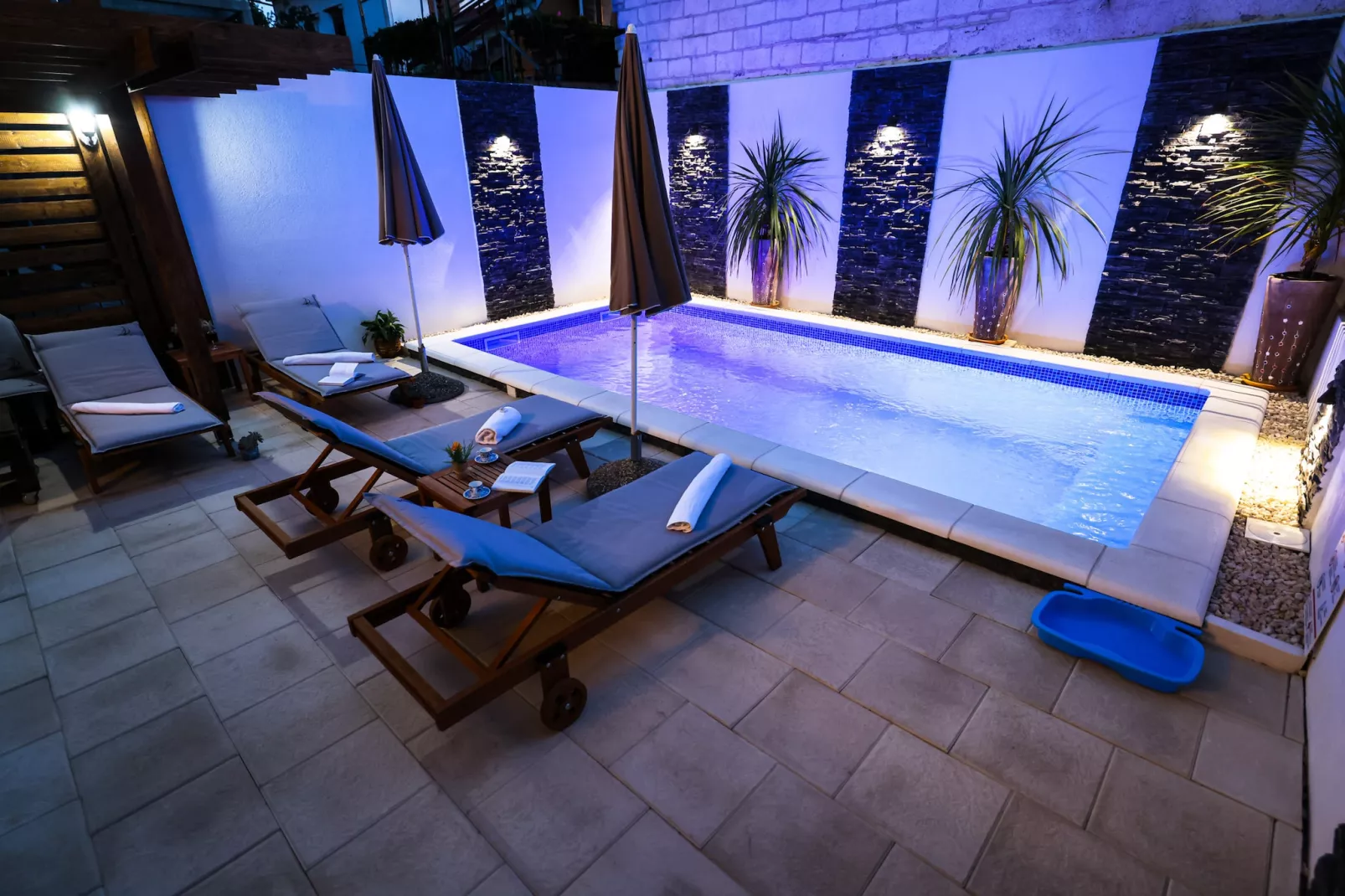 Apartment Rustica - Two bedroom apartment-Pool