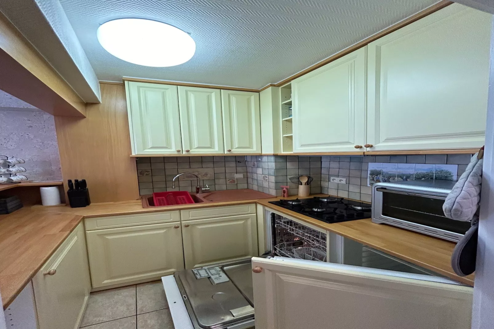 Balmoral 0201-Kitchen