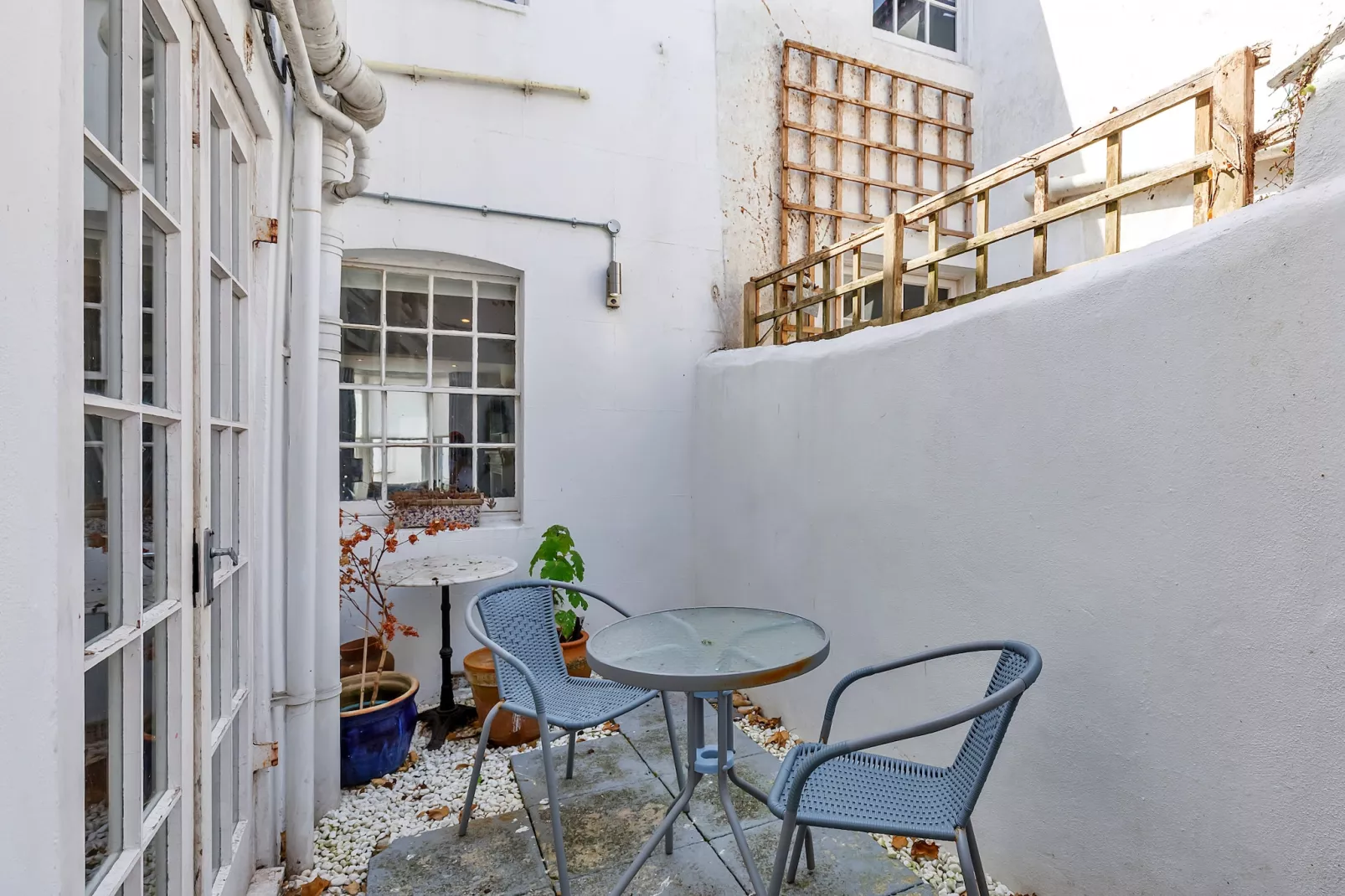 Brighton House-Outdoor