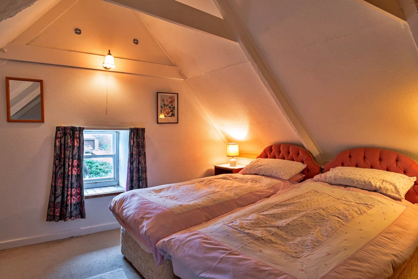 Lewcott-Bedroom