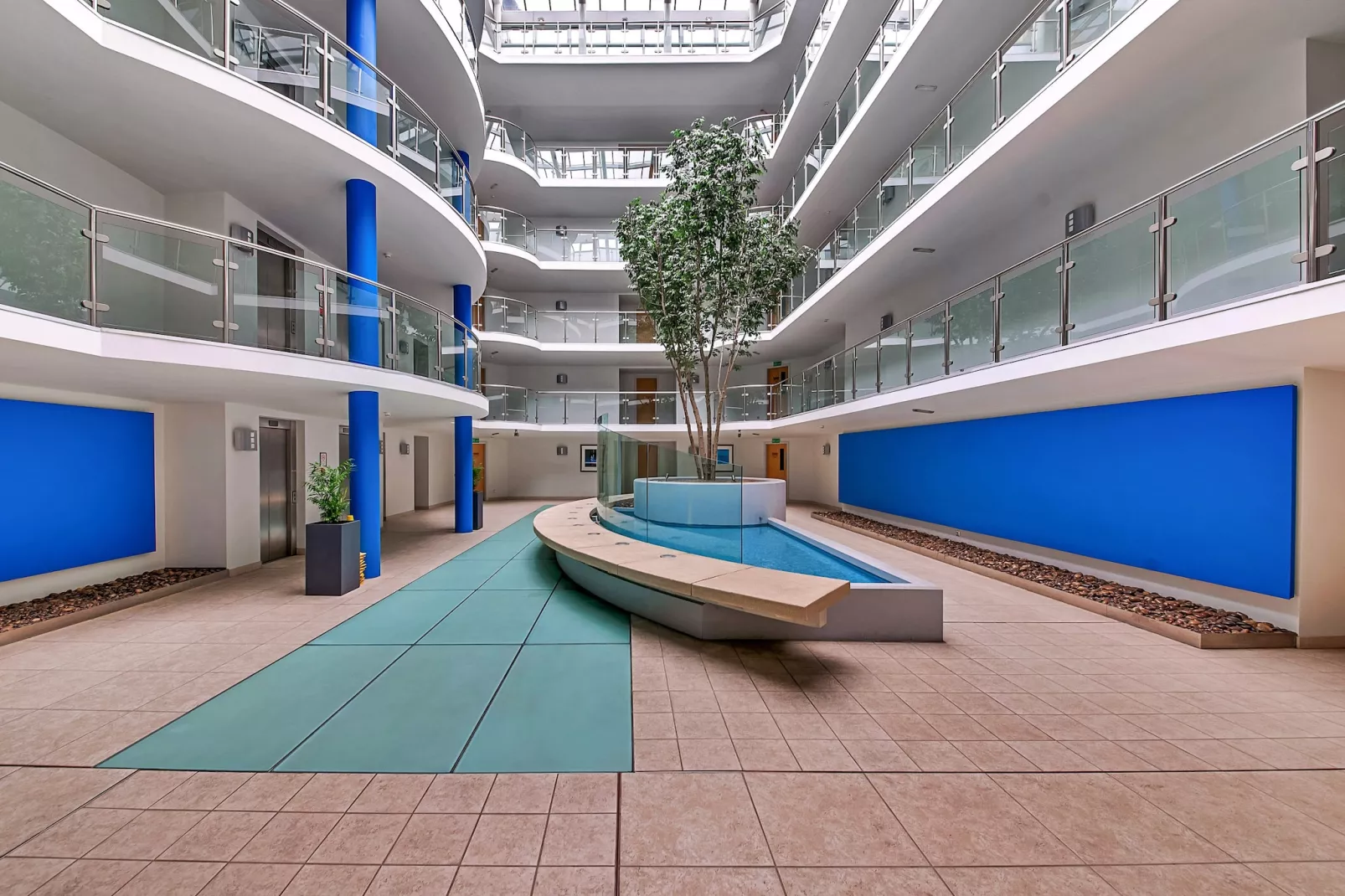The Penthouse at 611 Westgate-Reception hall
