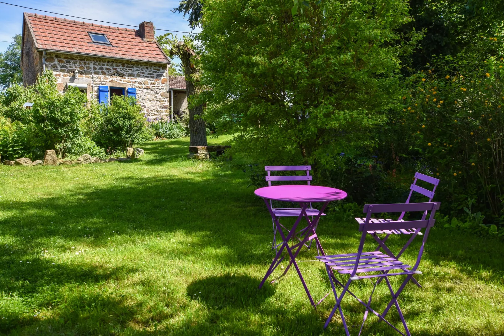 Le Dauphin bleu-Exterior summer
