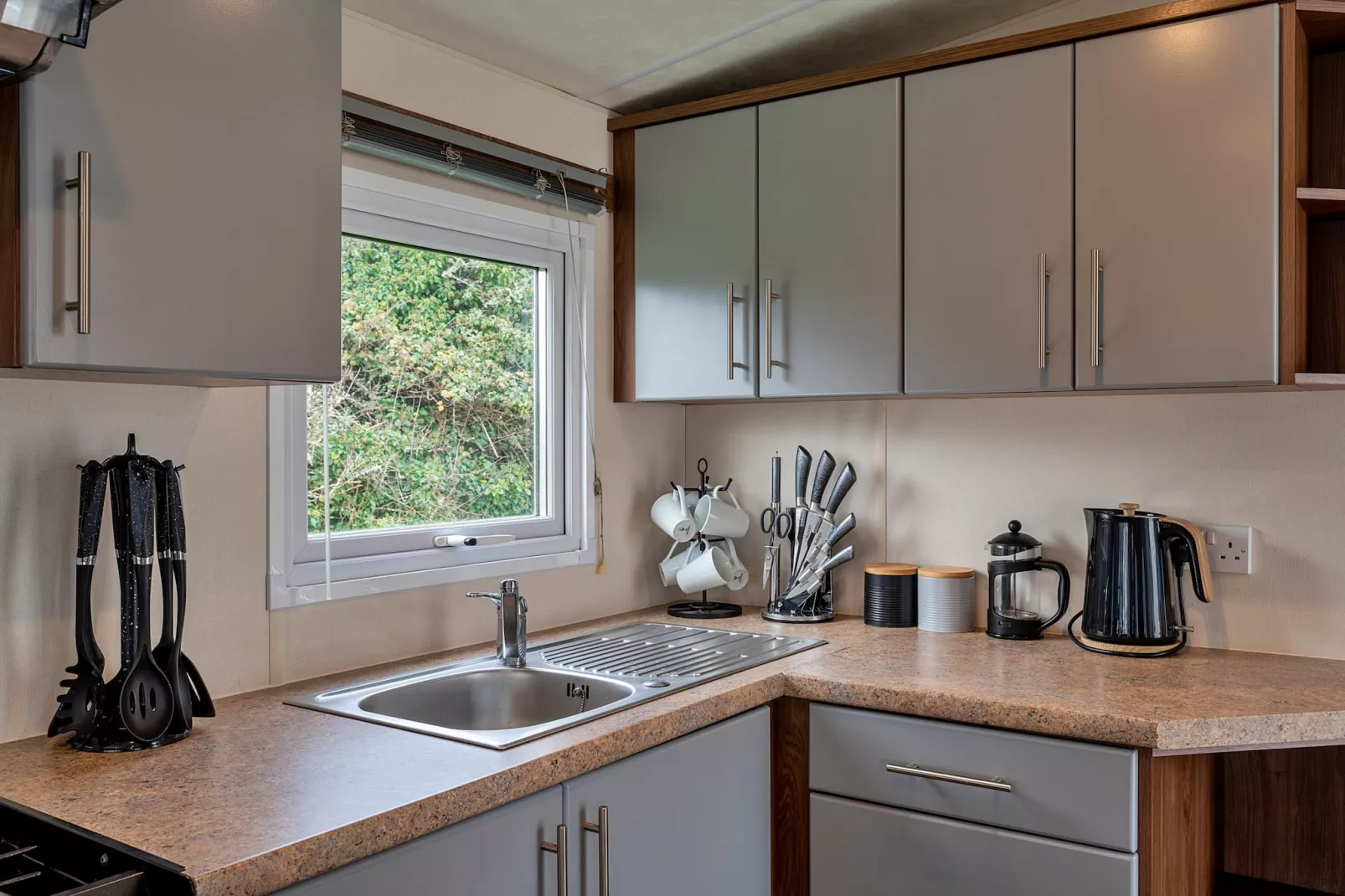 Phoenix Retreat-Kitchen