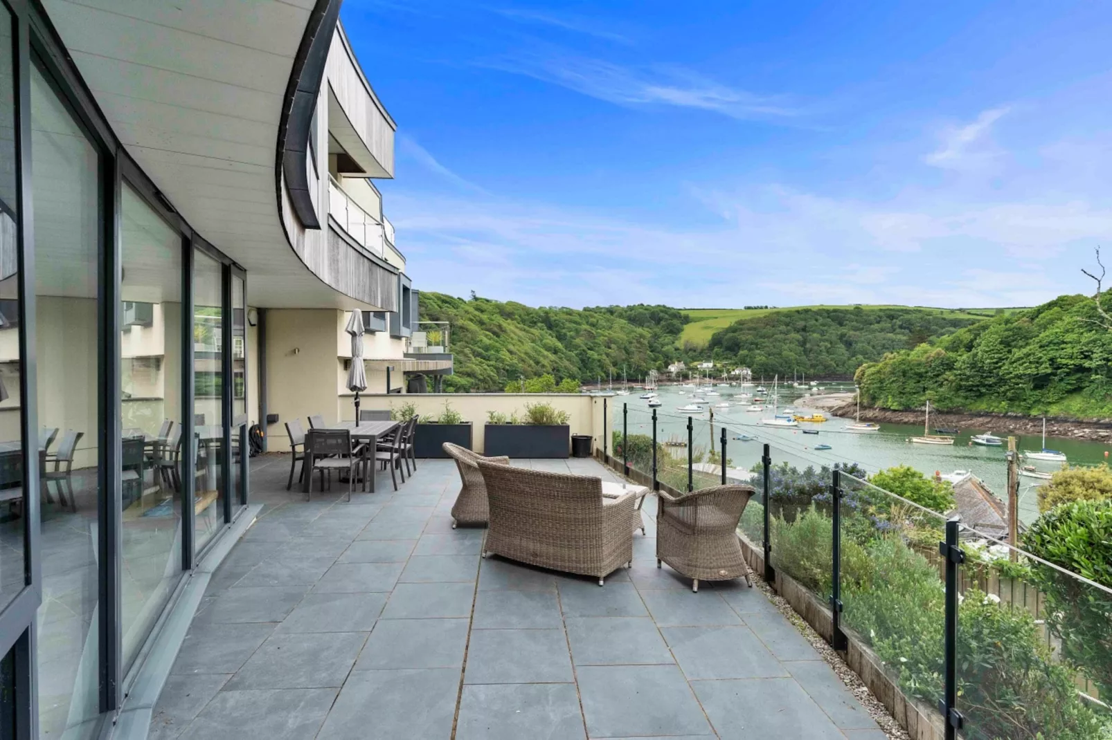 Yealm Wood-Terrasse