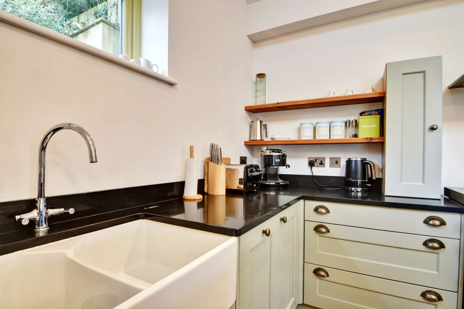 Heather Lea-Kitchen