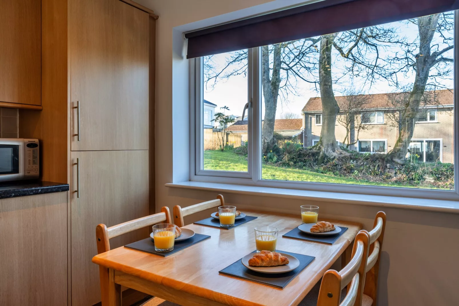 Carworgie Cottage-Dining room