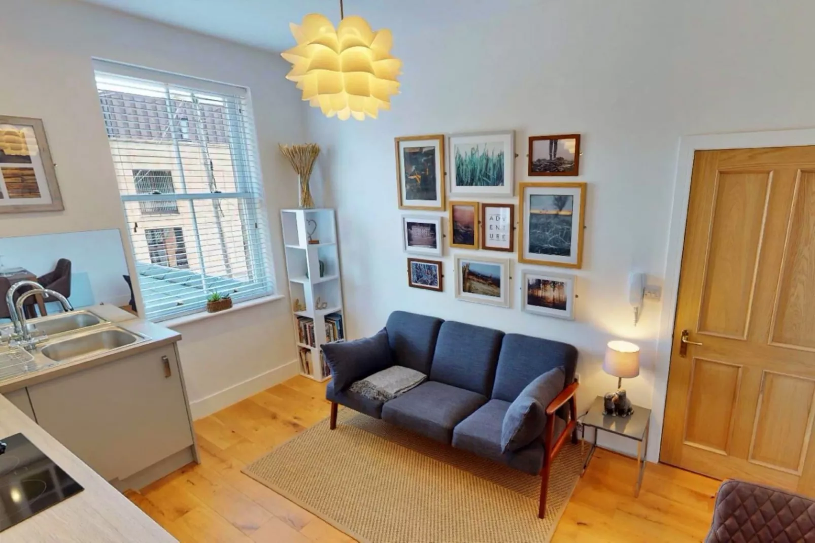 Peak Dale Apartment-Living room