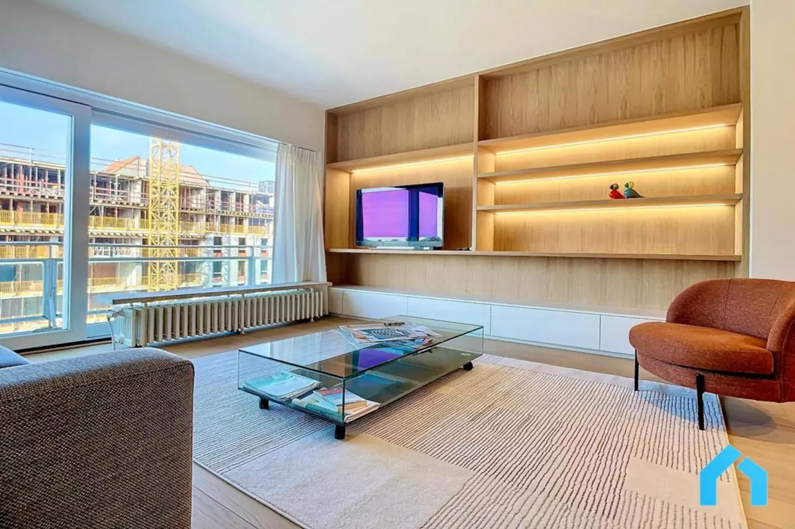 Sun Building 61-Living room
